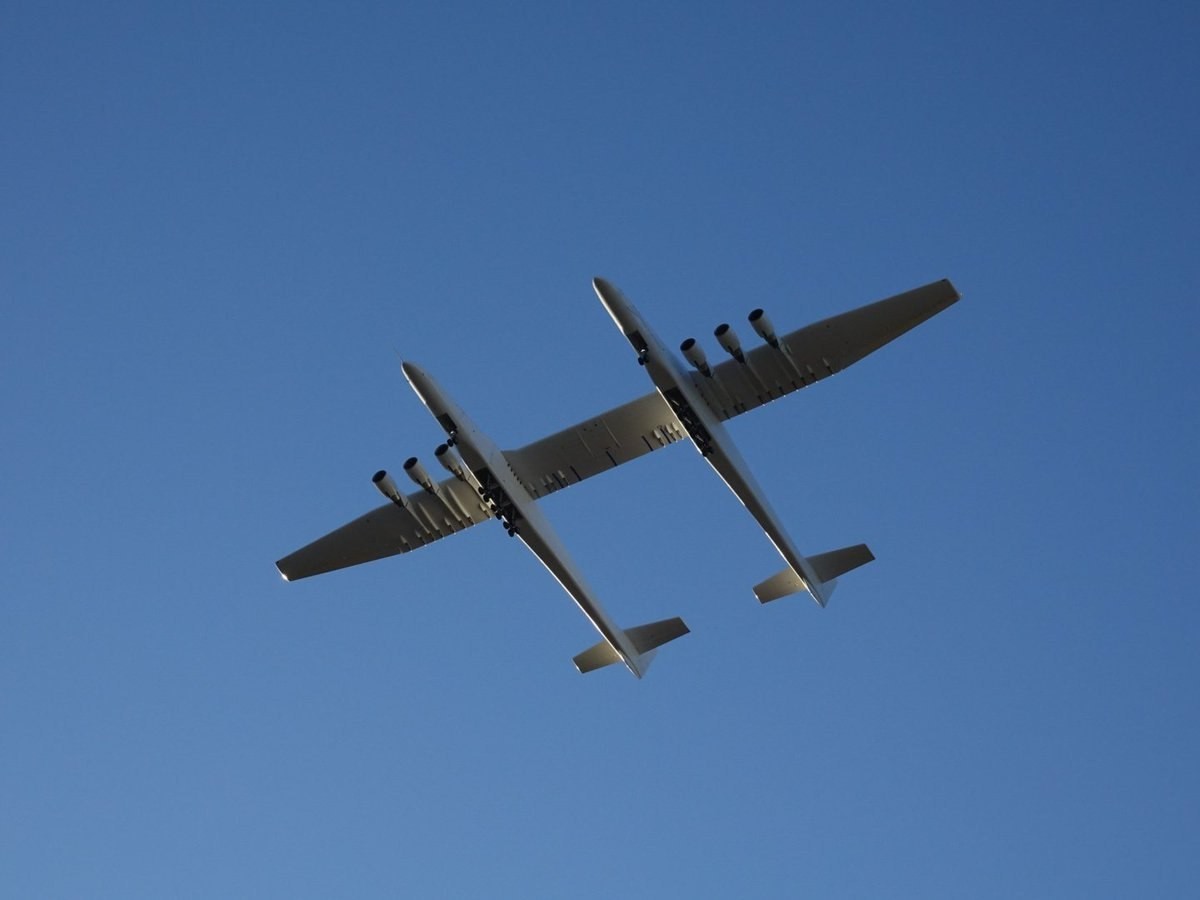 The largest plane in the world took to the skies - Airplane, Record, Longpost