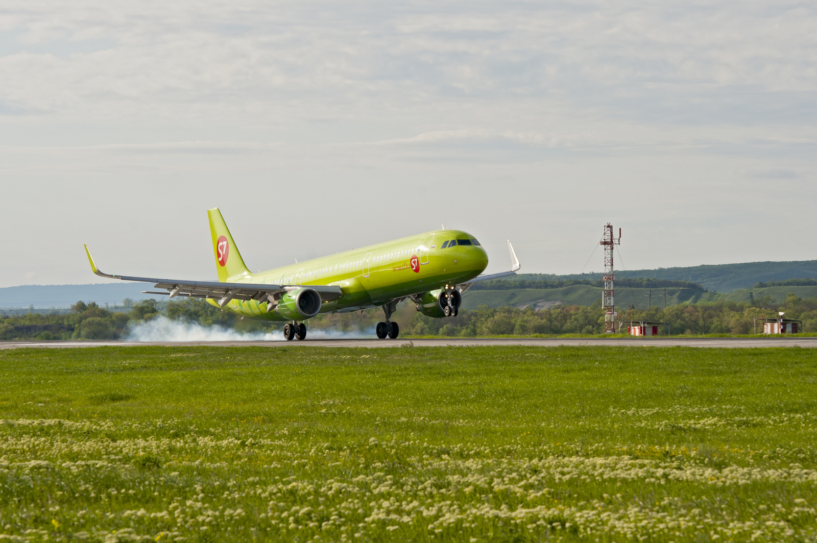 Spotting in Mineralnye Vody. Part 3 - My, S7 AirSpace Corporation, Smartavia, Aviation, Sukhoi Superjet 100, Uralairlines, Airplane, Airbus, Longpost, Ural Airlines