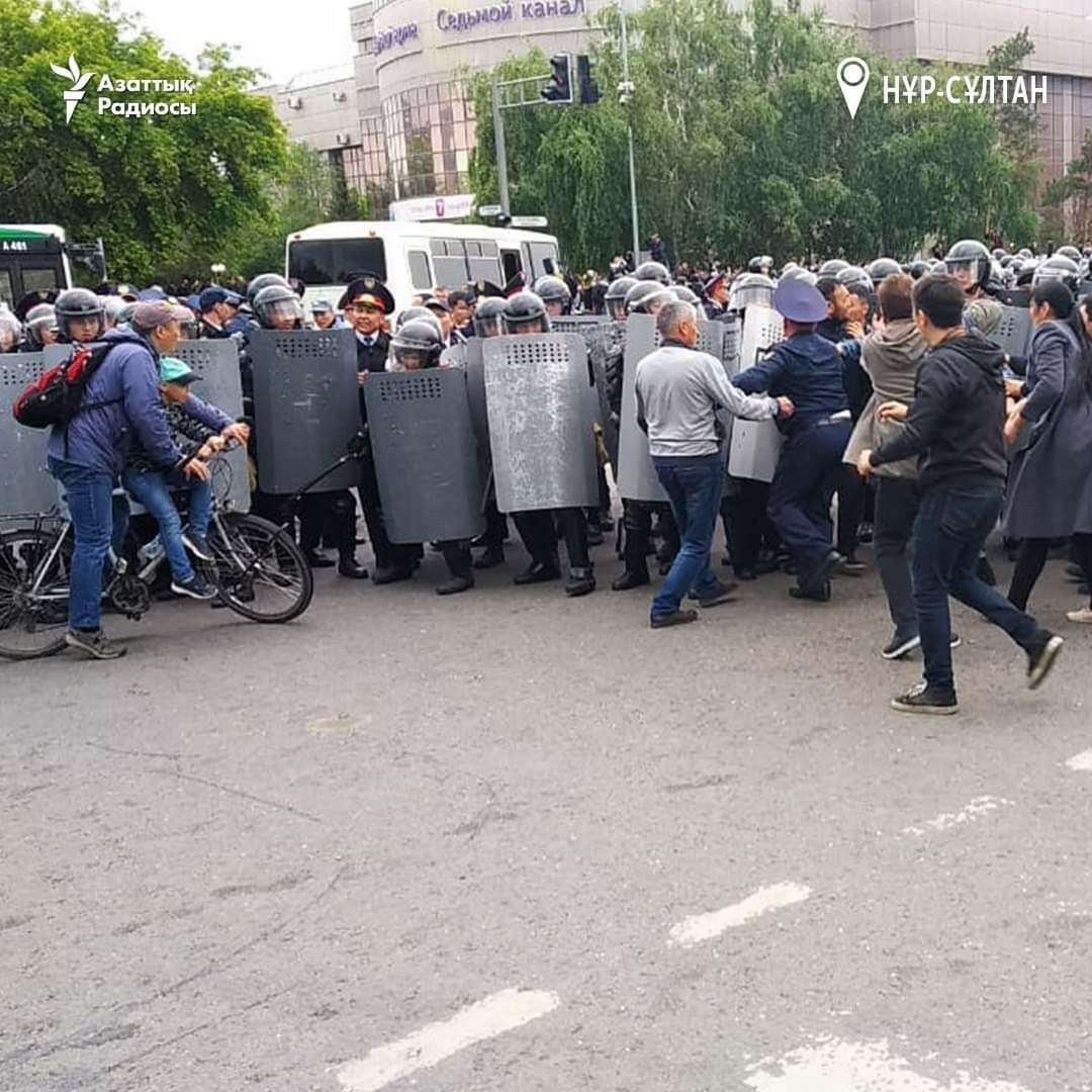 Президентские выборы в Казахстане. - Казахстан, Президентские выборы, Выборы, Фотография, Радио Азаттык, Длиннопост, Политика