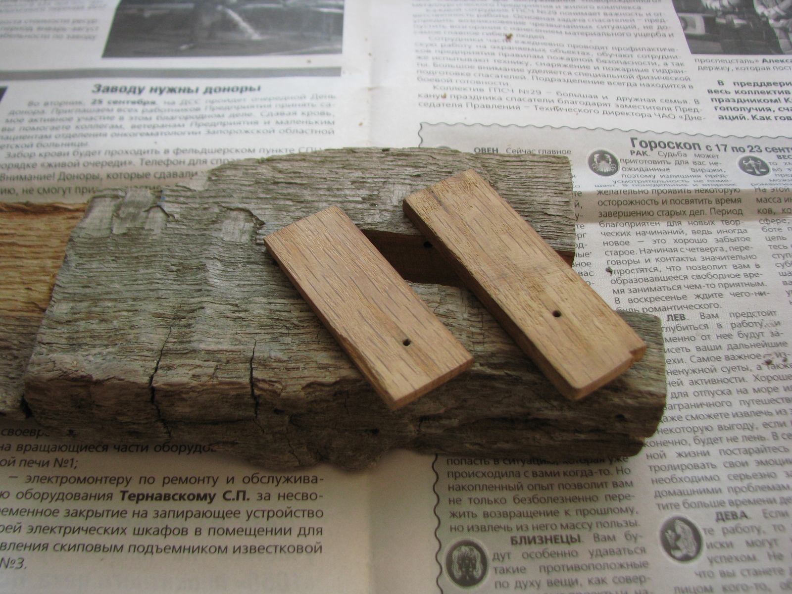 Flash drive from Zaporozhye Oak - My, Longpost, Oak, Tree, Woodworking, Flash drives, With your own hands, Souvenirs