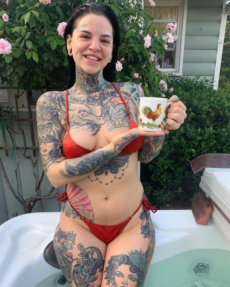 Girl turns herself into movie poster with over 40 $20,000 tattoos - NSFW, Tattoo, Girls, Movies, Body, Obsession, Longpost