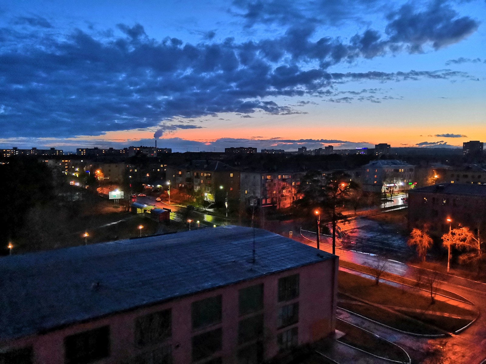 View from the balcony 9th floor - My, Sunset, Cityscapes, Longpost, Street photography