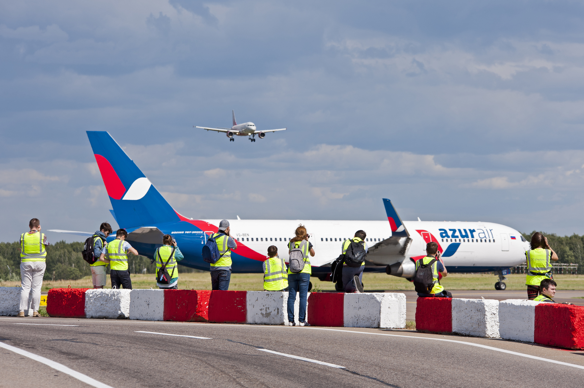 Birthday Vnukovo. Part 2 - My, Airbus, Boeing, Utair, , , Vnukovo, Aviation, Planespotting, Longpost, Boeing, Airline victory, Azur Air