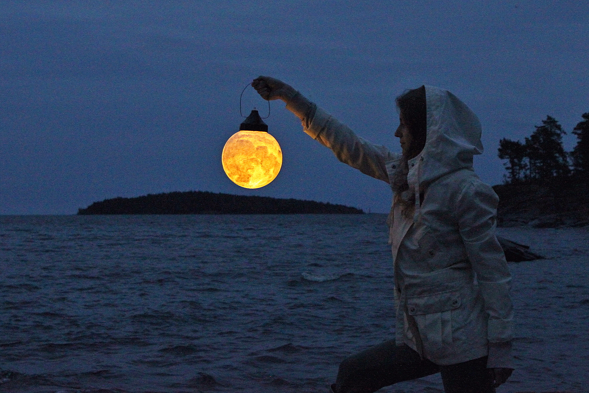 Coast. Night. The moon is a lantern. (Wireless moon own production) - My, Needlework without process, moon, Lamp, , Longpost