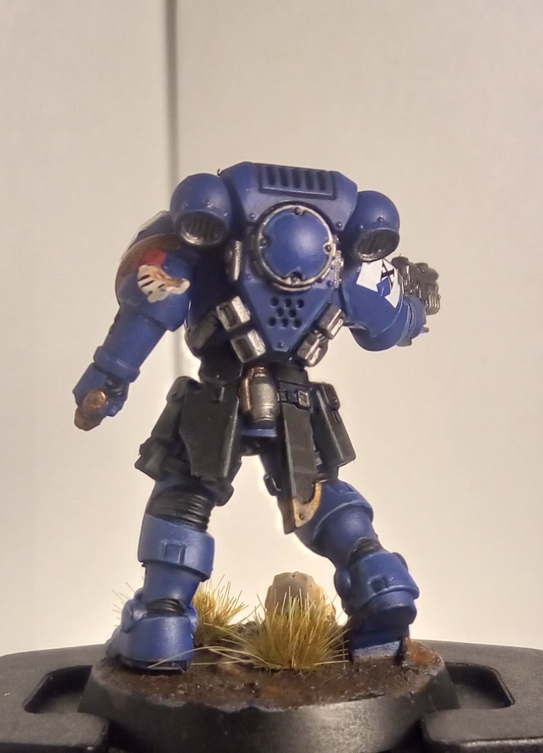 Primaris reiver. Еще одна попытка в нормальный покрасил. - Моё, Warhammer 40k, Primaris Space Marines, Ultramarines, Длиннопост