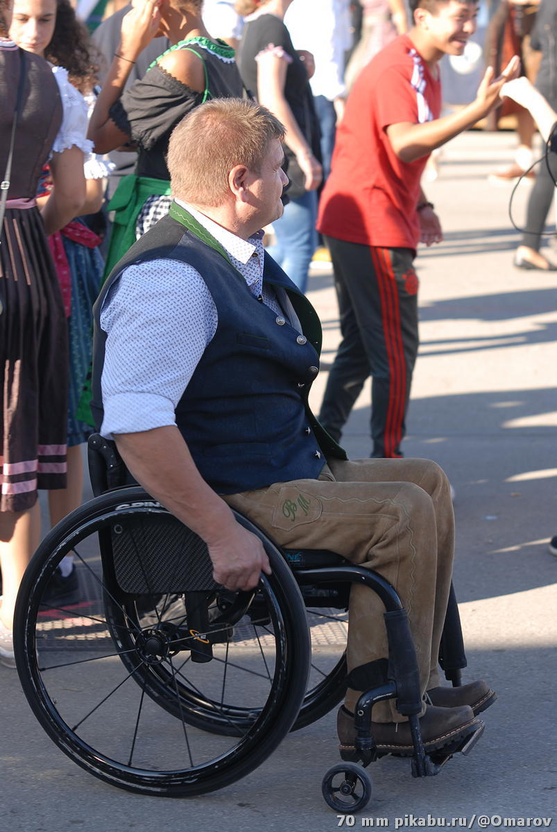 Faces of Oktoberfest. - My, Oktoberfest, The festival, Holidays, Germany, Munich, Beer, Longpost