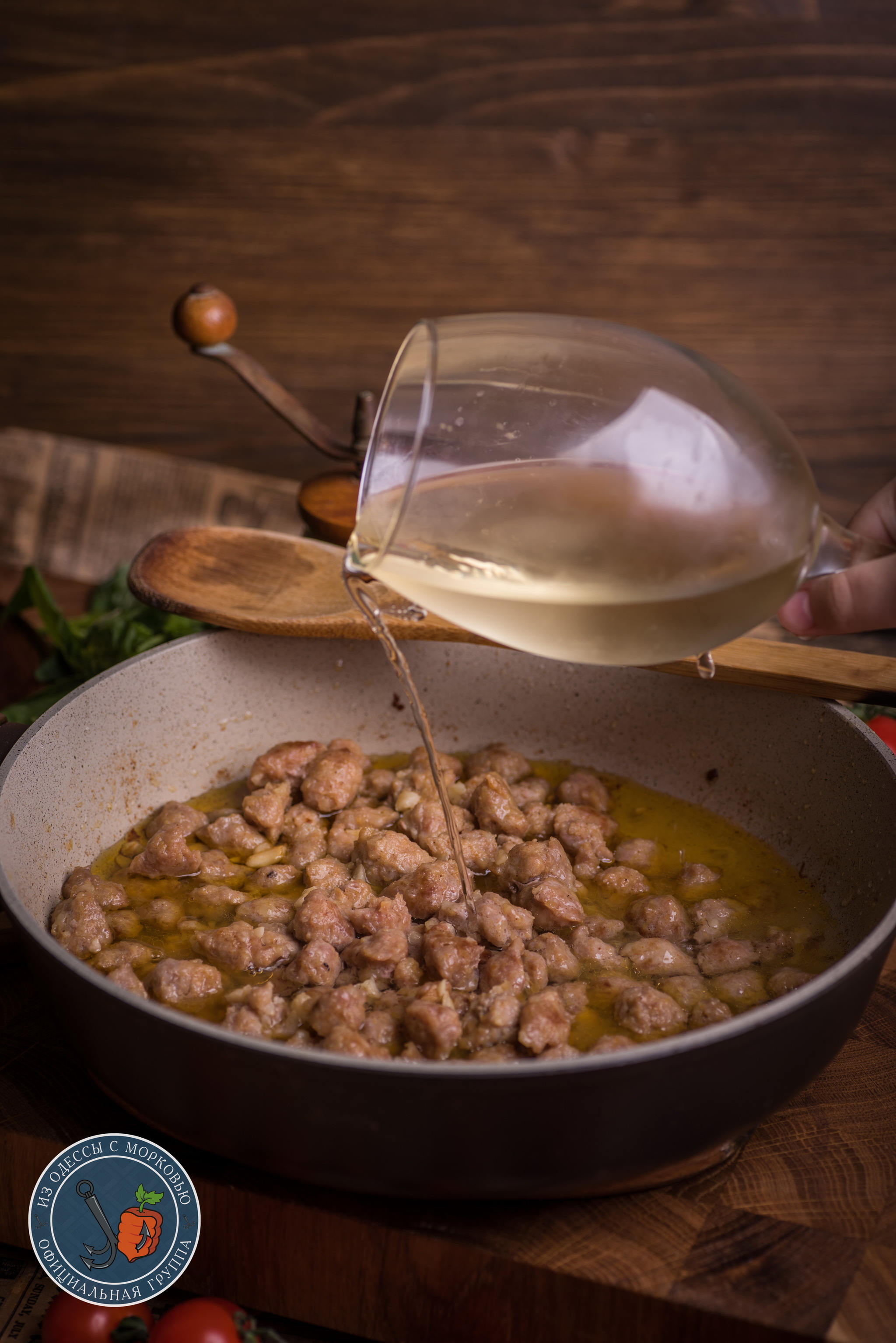 Ригатони с колбасками и томатным соусом. Вселенная: Кухня Семьи Сопрано |  Пикабу