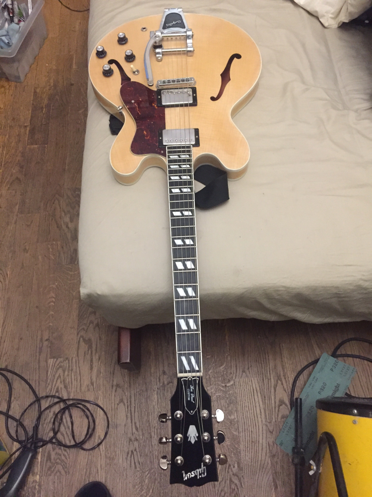 DIY Gibson ES 335 - Gibson, Guitar, Custom, Bare Knuckle, guitar player, Electric guitar, Longpost
