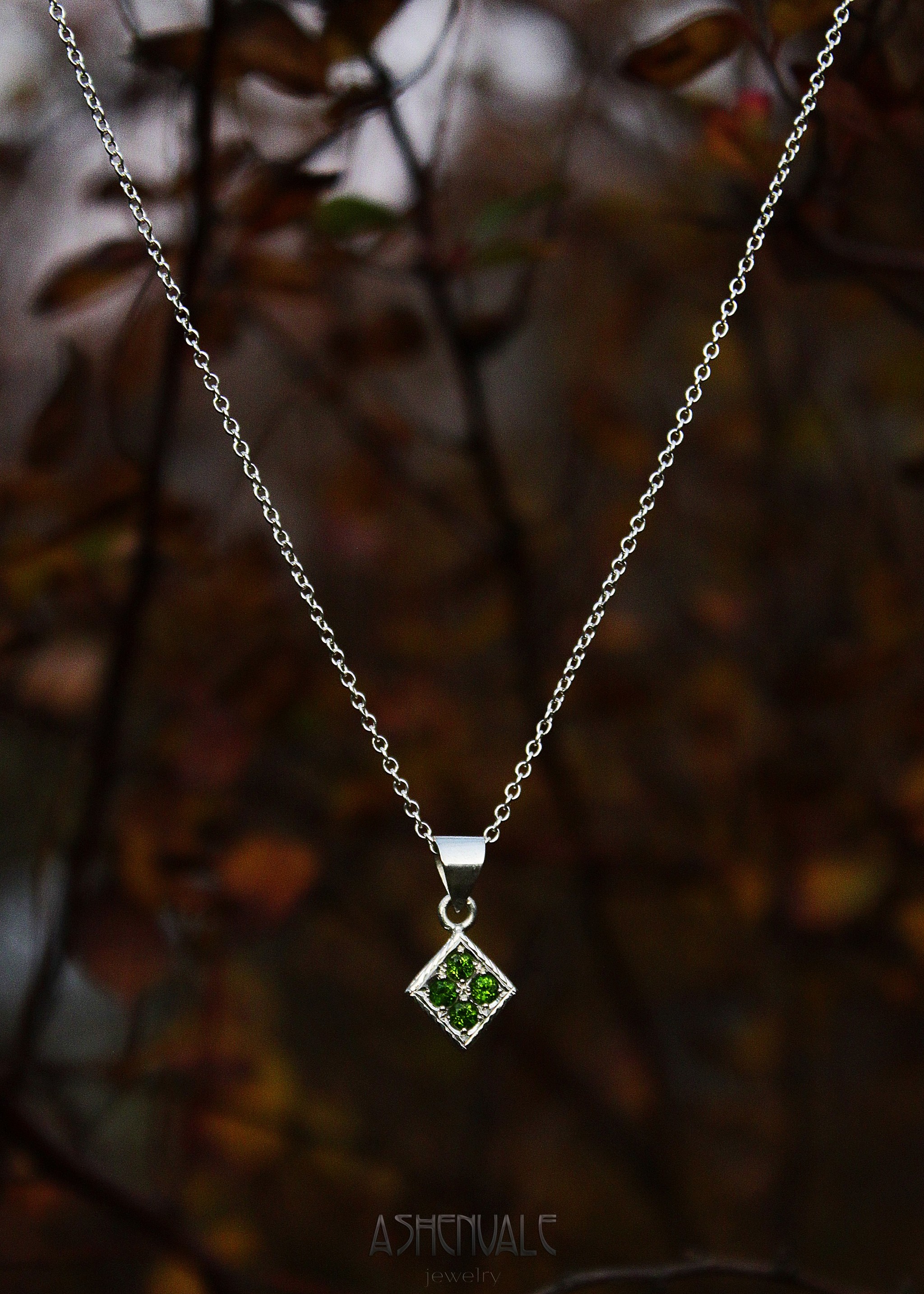 Silver pendant with chrome diopsides Green Rhombus. - My, Jewelry, Jewelcrafting, Silver, Handmade, Needlework without process, Suspension, Presents, Longpost