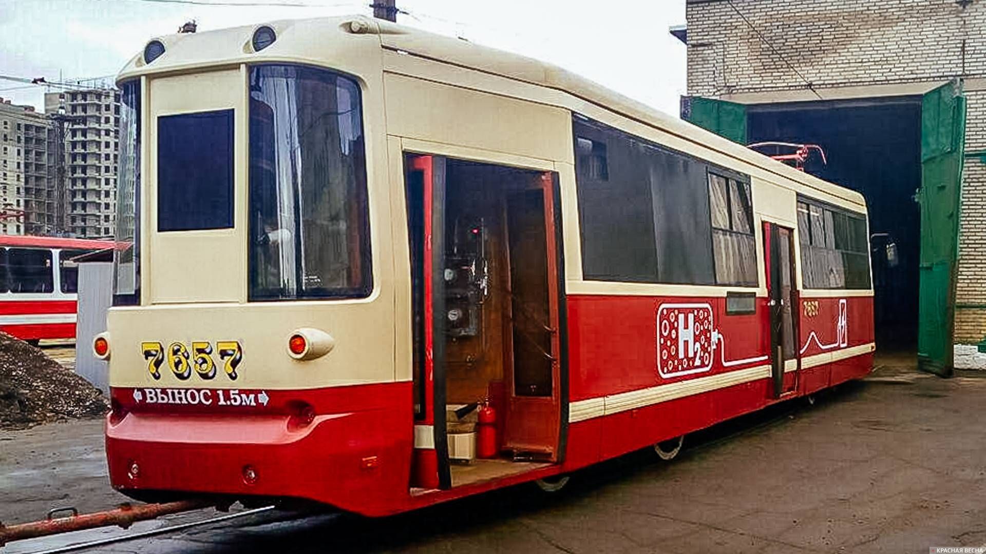 A hydrogen tram has started its route in St. Petersburg. - Railway, Tram, Saint Petersburg, Longpost, Video