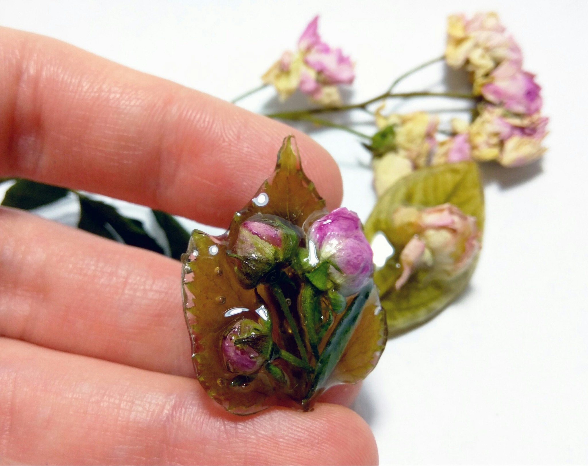 Epoxy resin jewelry part two. - My, Needlework, Epoxy resin jewelry, Epoxy resin, Creation, Bijouterie, Dried flowers, Longpost