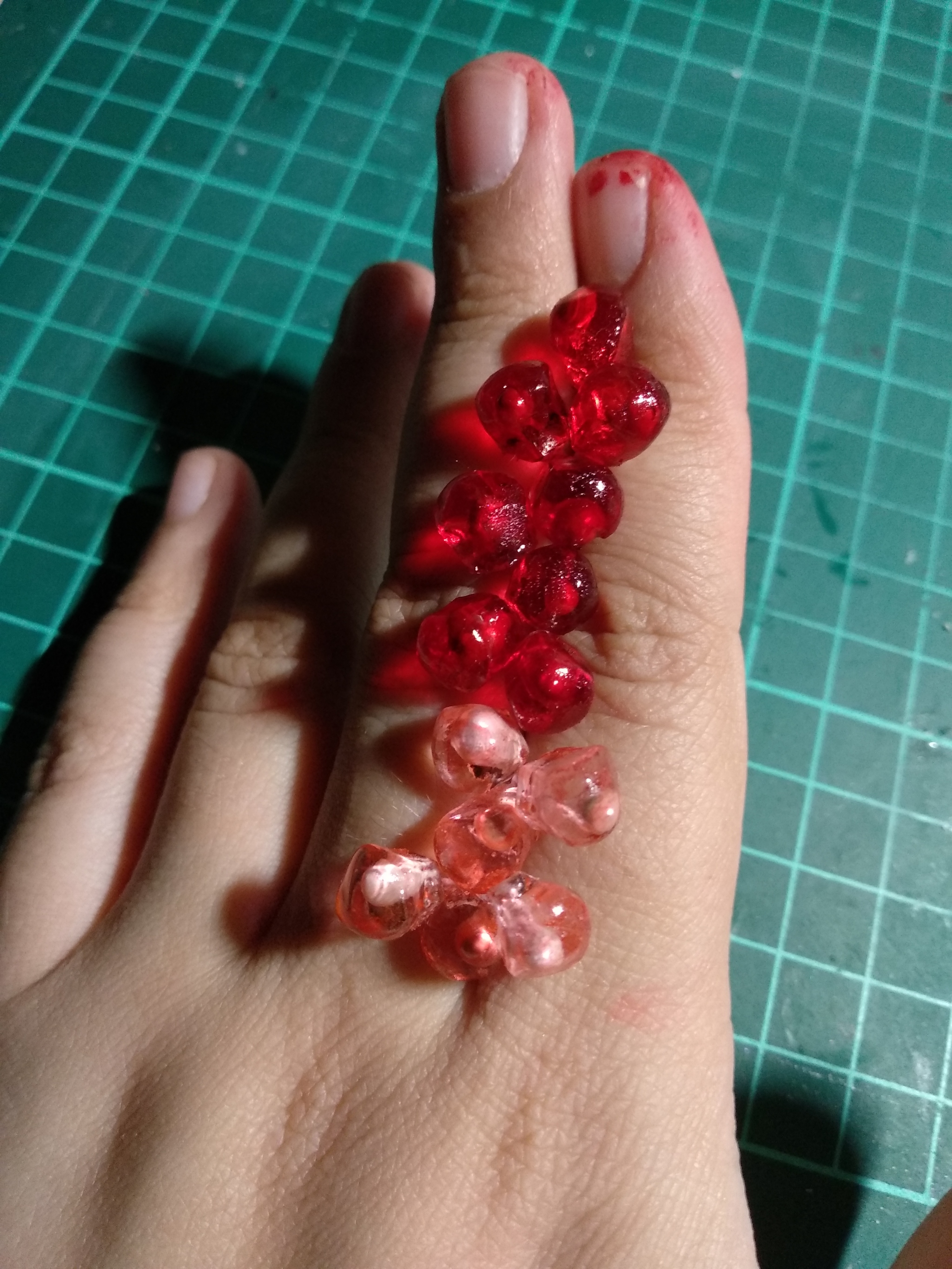 Imitation garnet made of epoxy resin - My, Garnet, Imitation, Epoxy resin, Needlework without process, Longpost