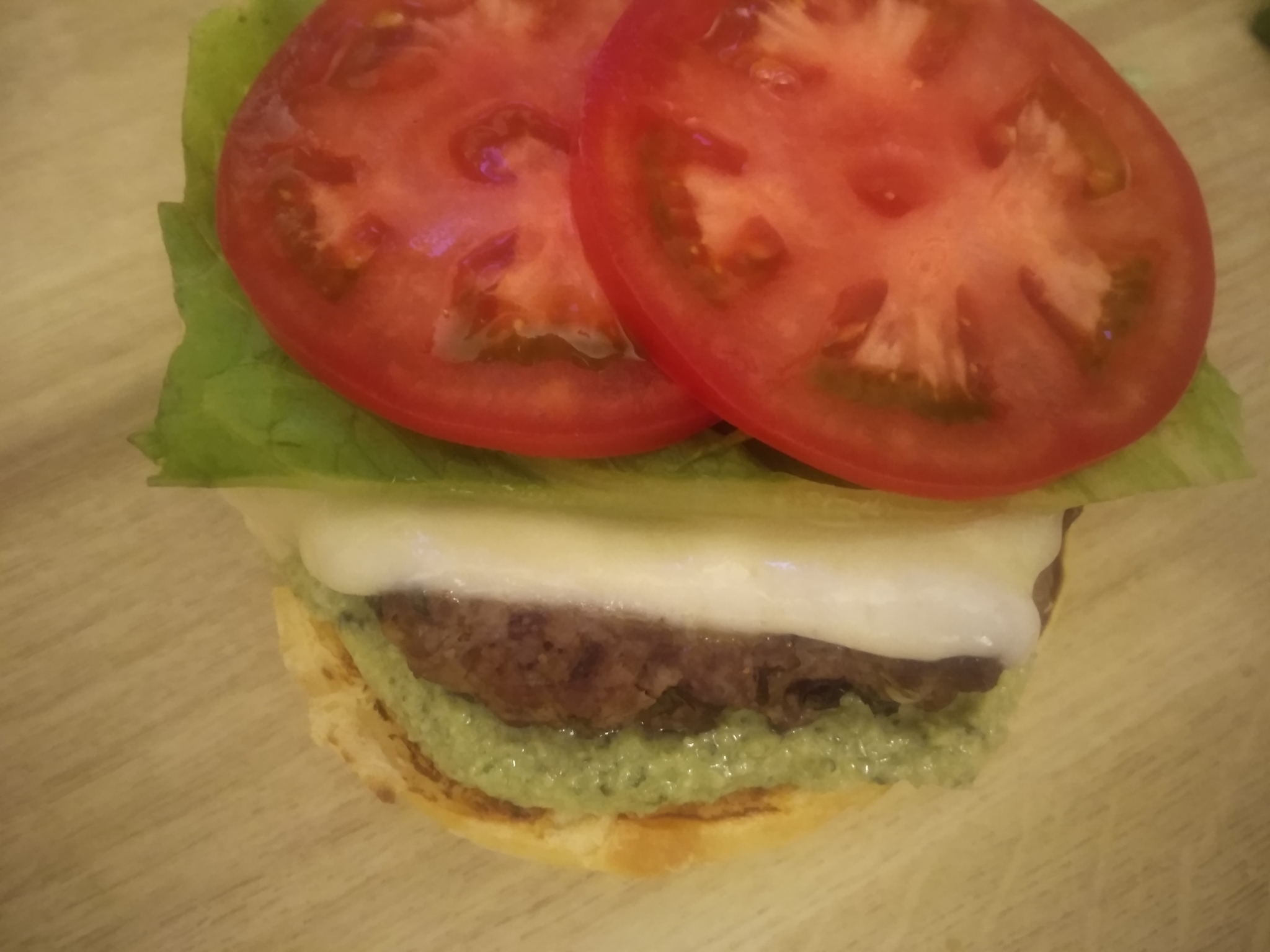 Burgers Caprese - My, Yummy, Burger, Pesto sauce, Beef, Tomatoes, Longpost, Recipe, Cooking