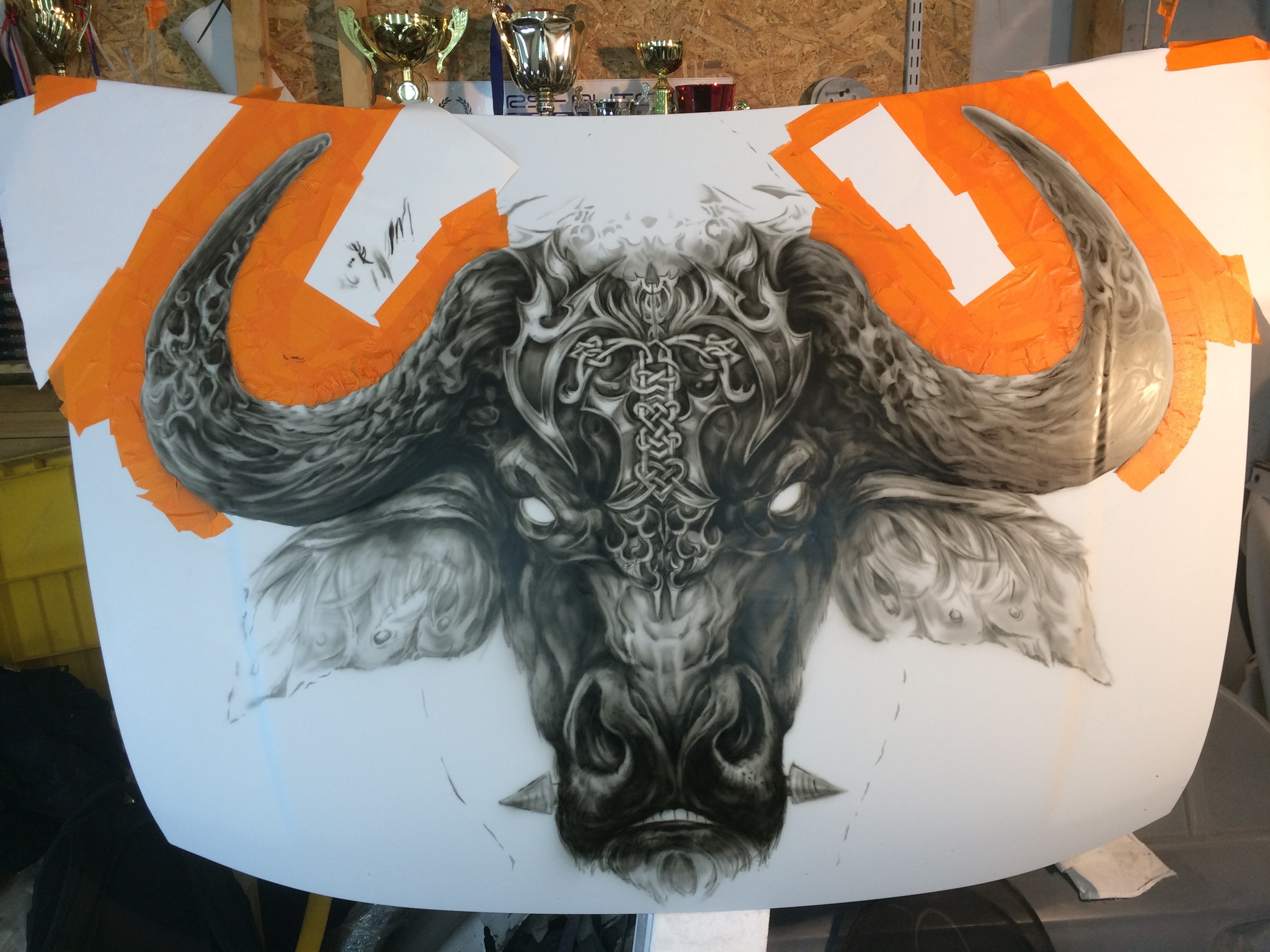 Aerography on the hood of a UAZ, bull)) (process in photo) - My, Airbrushing, Tyumen, Art, Bull, Tyumenaero, Longpost, UAZ