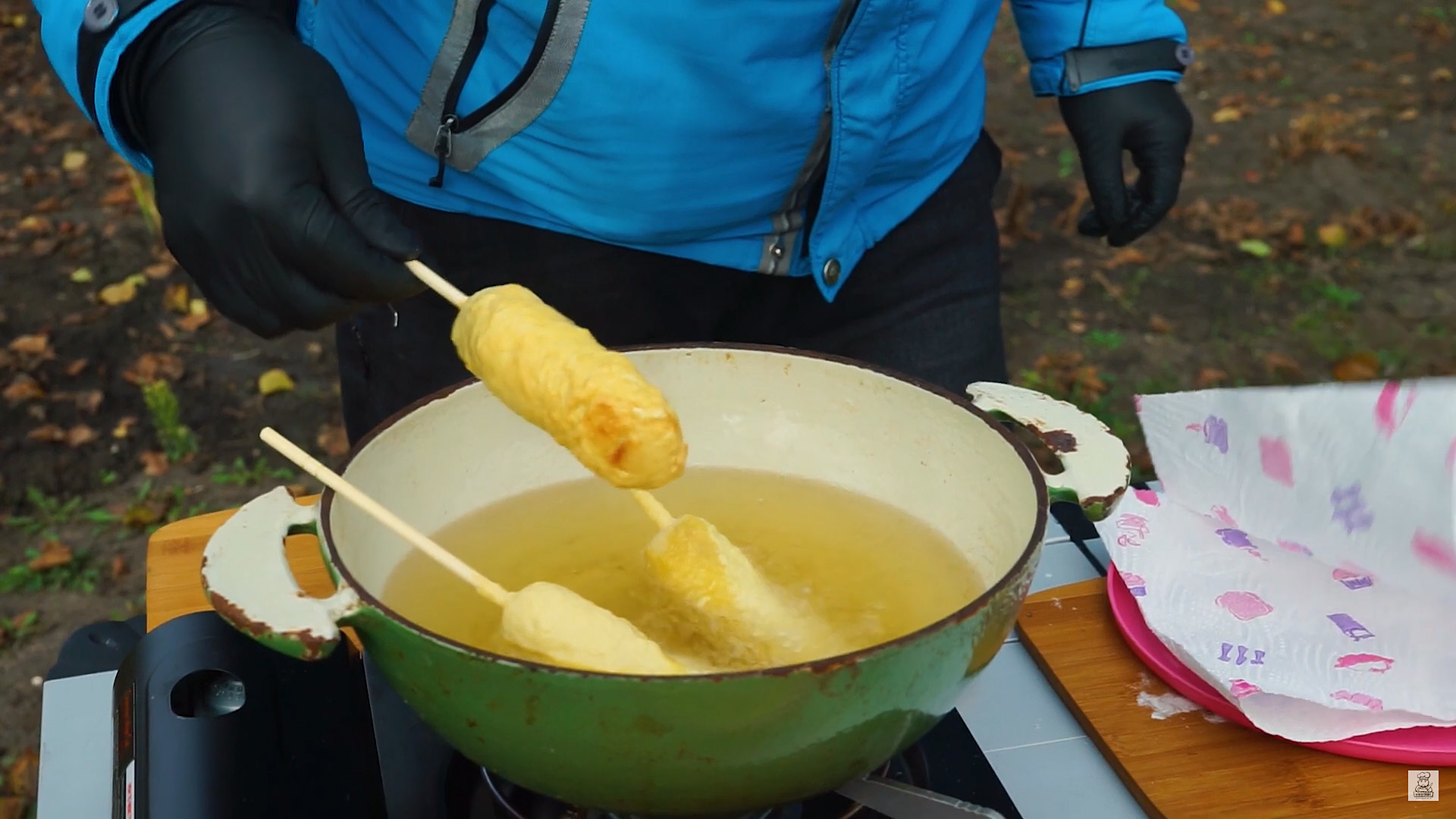 Corn dogs. - My, Corn Dog, Sausage in dough, Bacon, Batter, Longpost, Video recipe, Video, Food, Recipe, Cooking