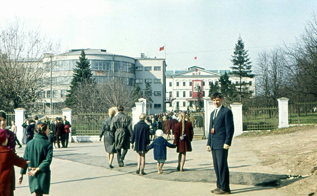 нижневартовск 60 лет октября 19а