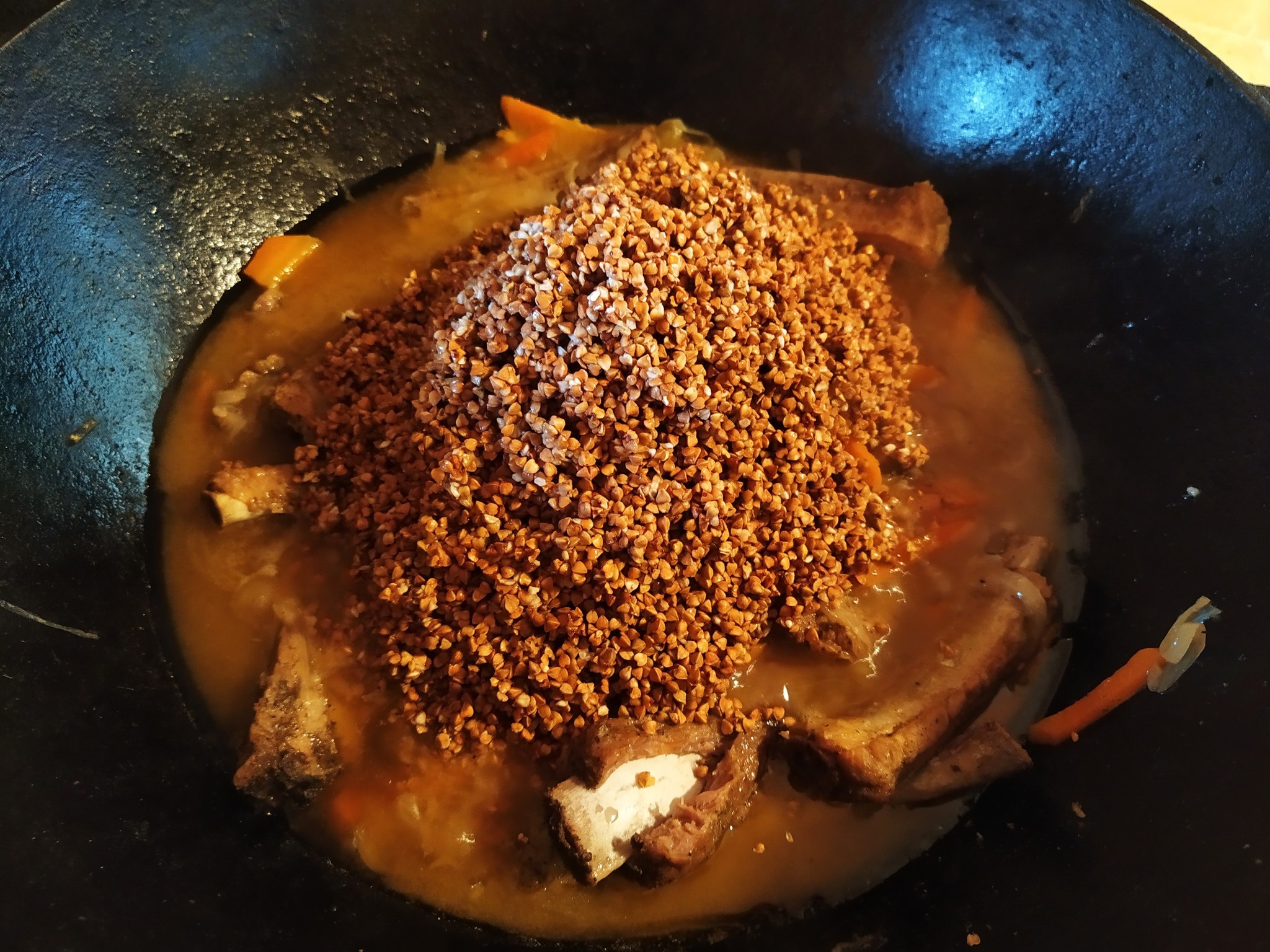 Pork ribs with buckwheat in a cauldron. - My, Food, Kazan, Ribs, Street food, Longpost, Recipe