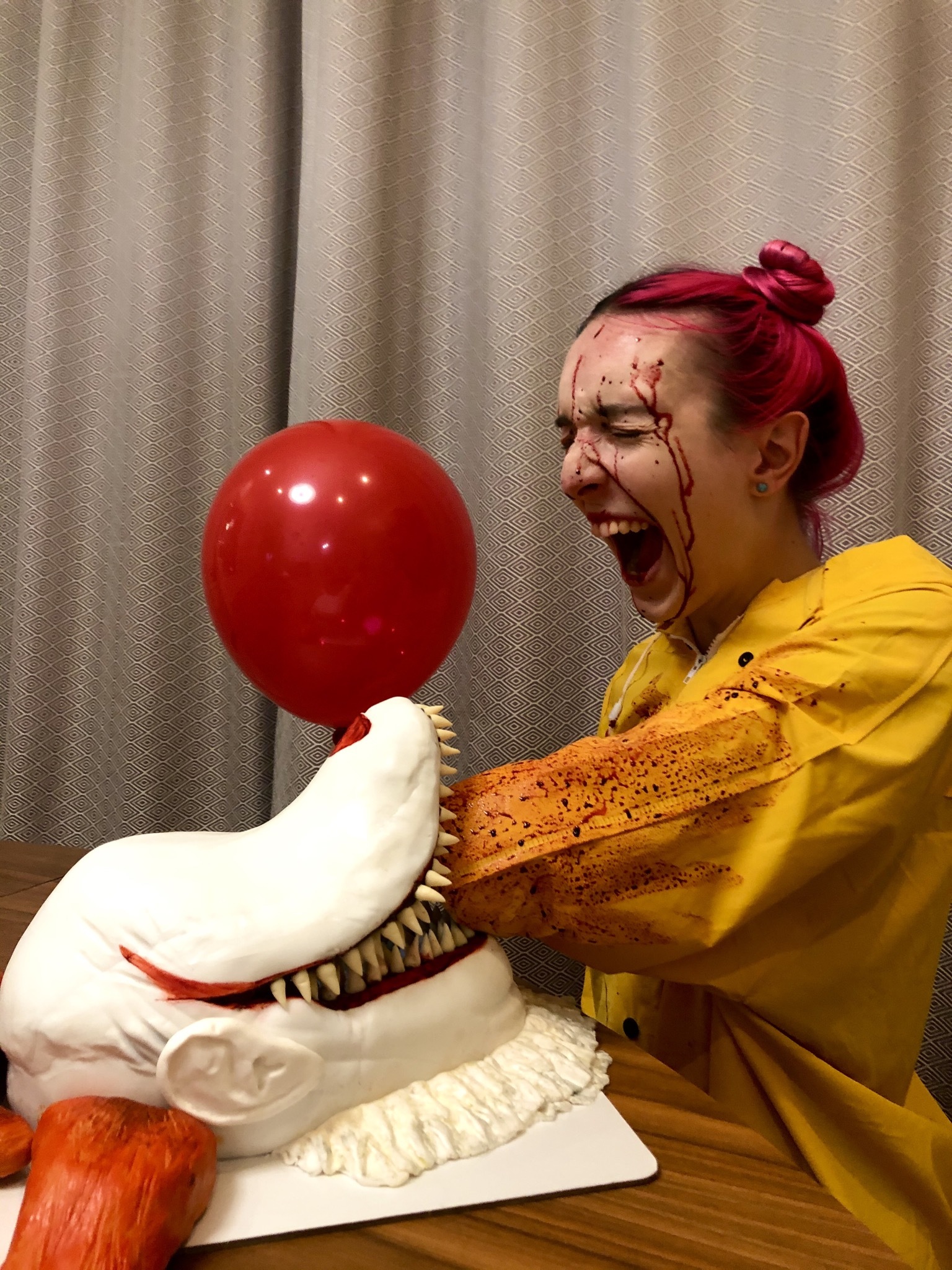 Couple cosplay with Halloween cake - My, Cake, Cosplay, Confectioner, It, Pennywise, Longpost