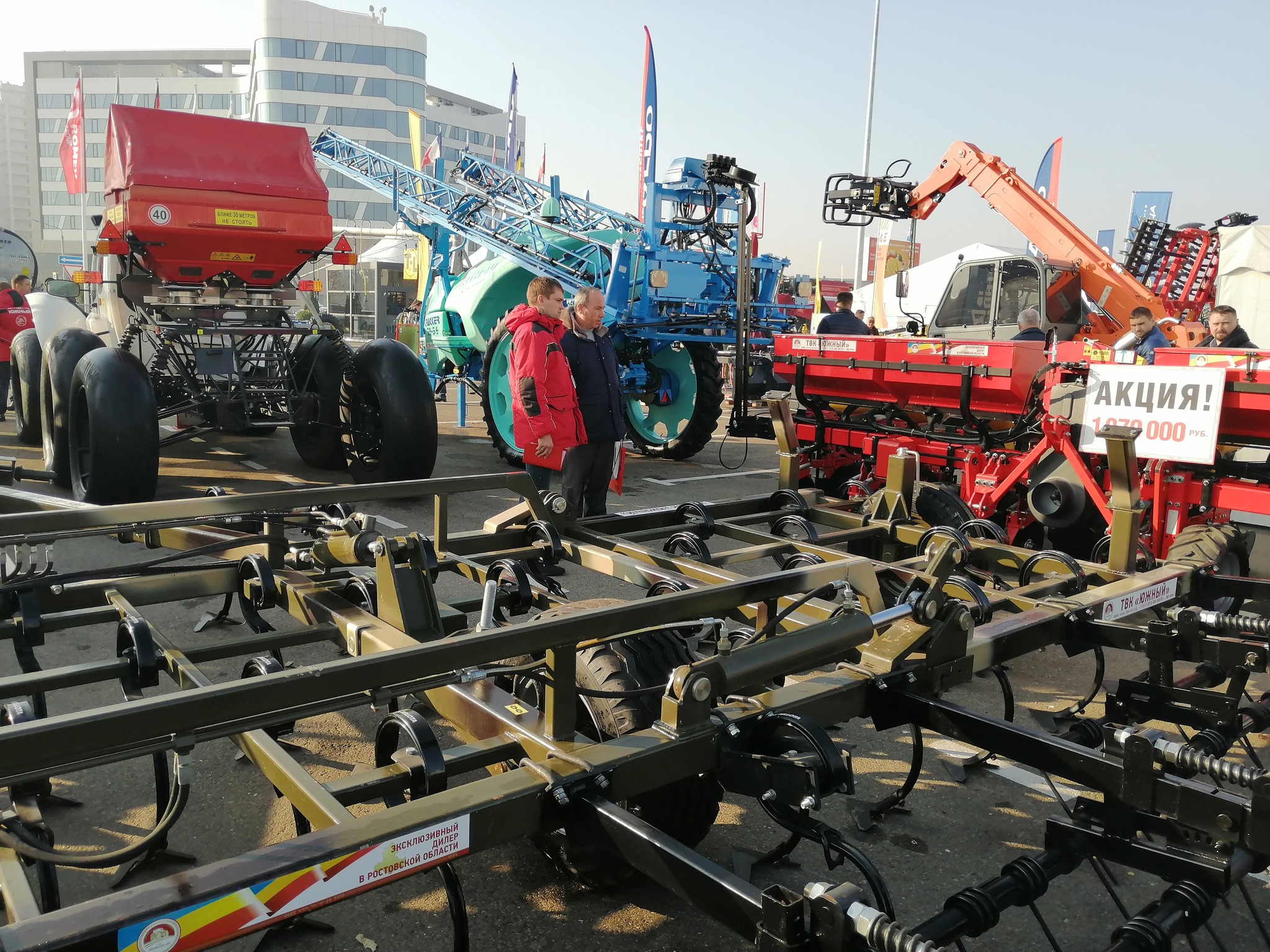 Exhibition YugAgro - 2019 - My, Сельское хозяйство, Agronomy, Technologies, Exhibition, Krasnodar, Tractor, Combine harvester, Video, Longpost