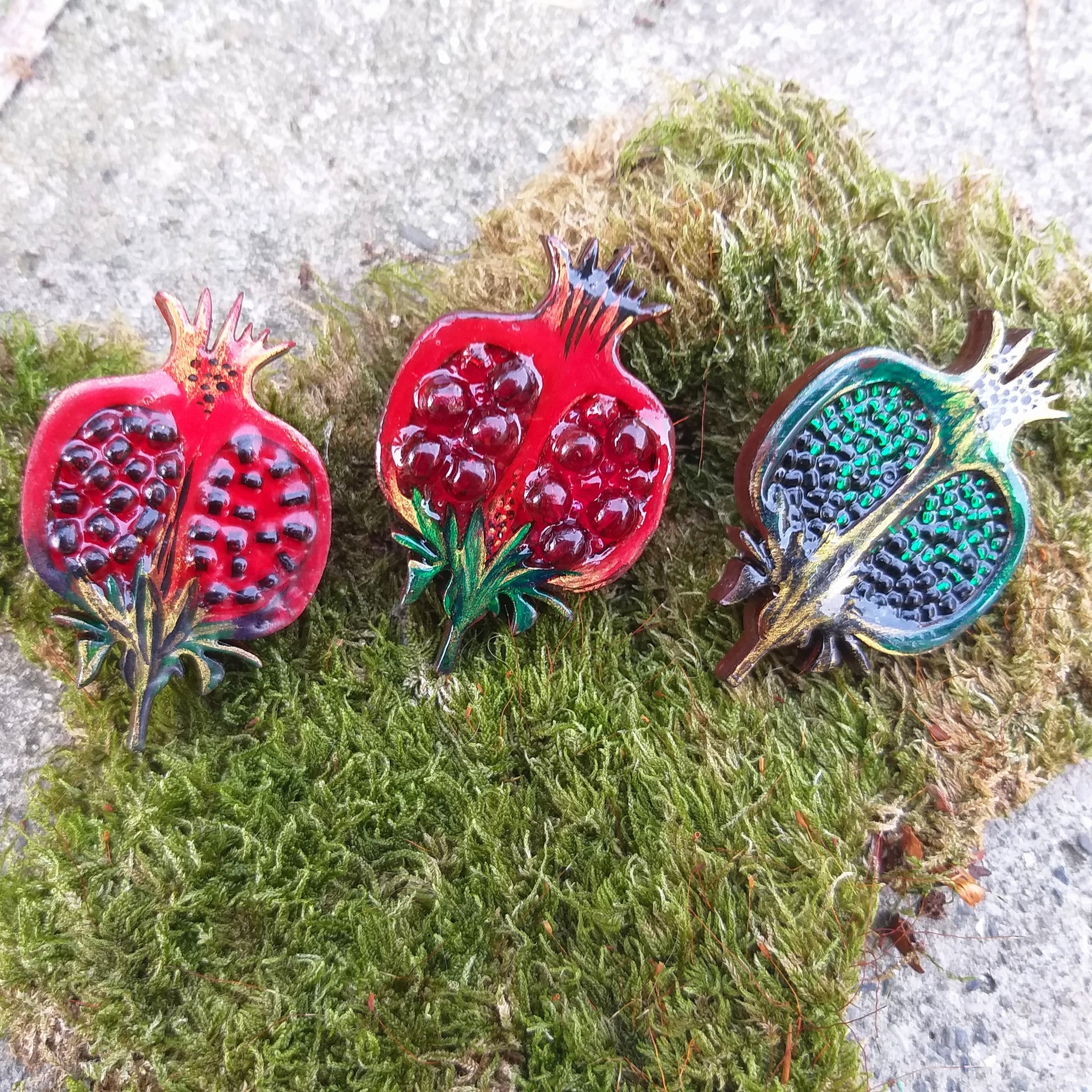 Grenades) - My, Brooch, Handmade, Longpost, Wood products, Needlework without process