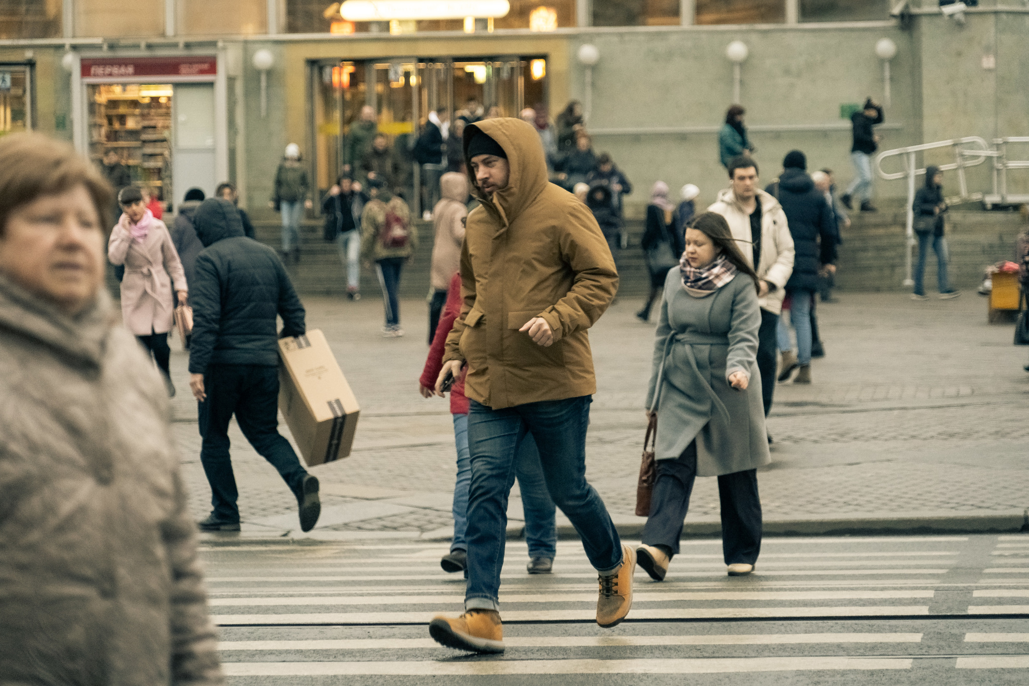 Sennaya Square this morning - My, Sennaya Square, Morning, Saint Petersburg, People, Longpost, The photo