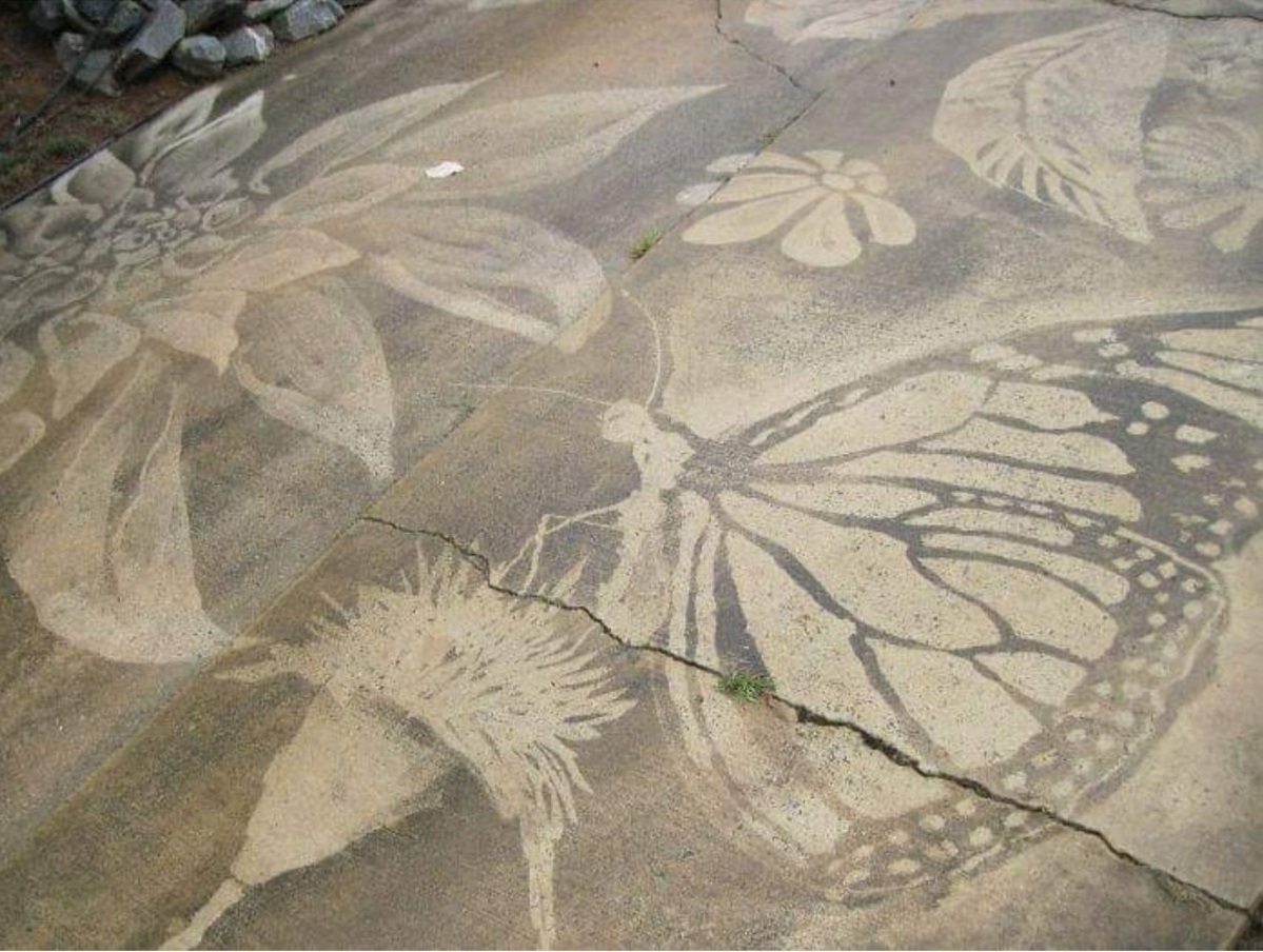 A woman uses a pressure washer she got for her birthday to unleash her creativity. - High pressure washer, The photo, Longpost, Drawing, Unusual