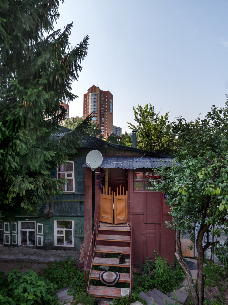 an old house - My, Old Street, an old house, cat, High-rise building