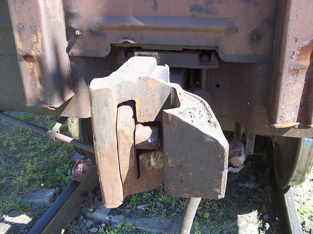 History of European automatic couplers of the Willison - SA-3 scheme - Cat_cat, Story, Longpost, A train, Rivets, Locomotive, Coupling, Video