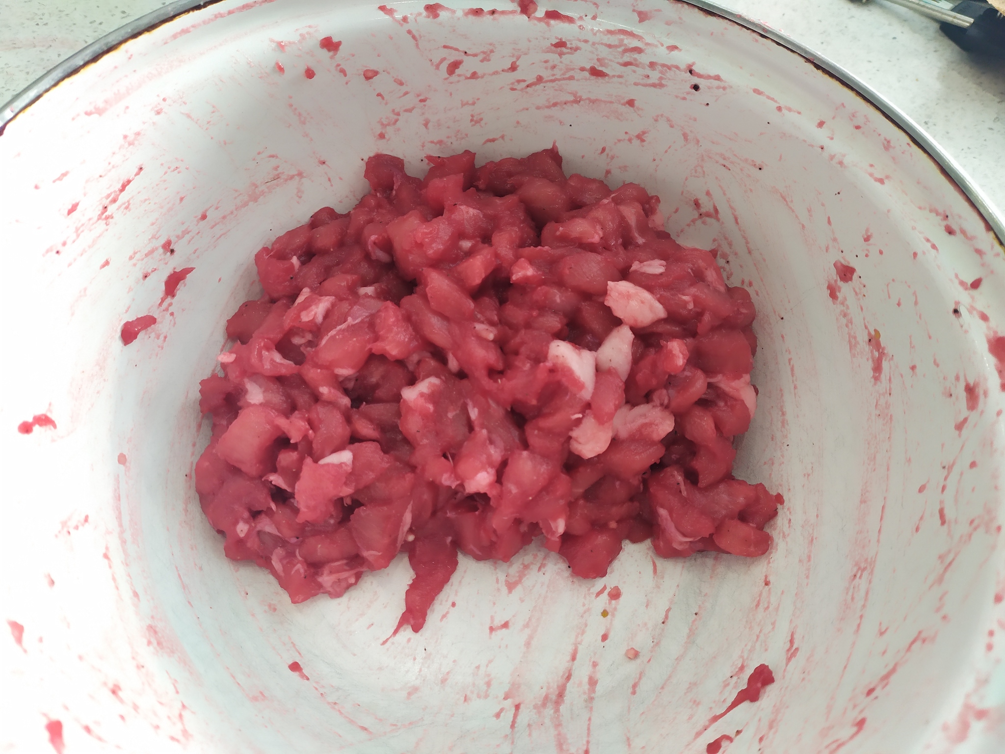 Beetroot ham. No “harmful” additives at all. Experiment - My, Sausage, Meat, Experiment, Chemistry, Video, Longpost