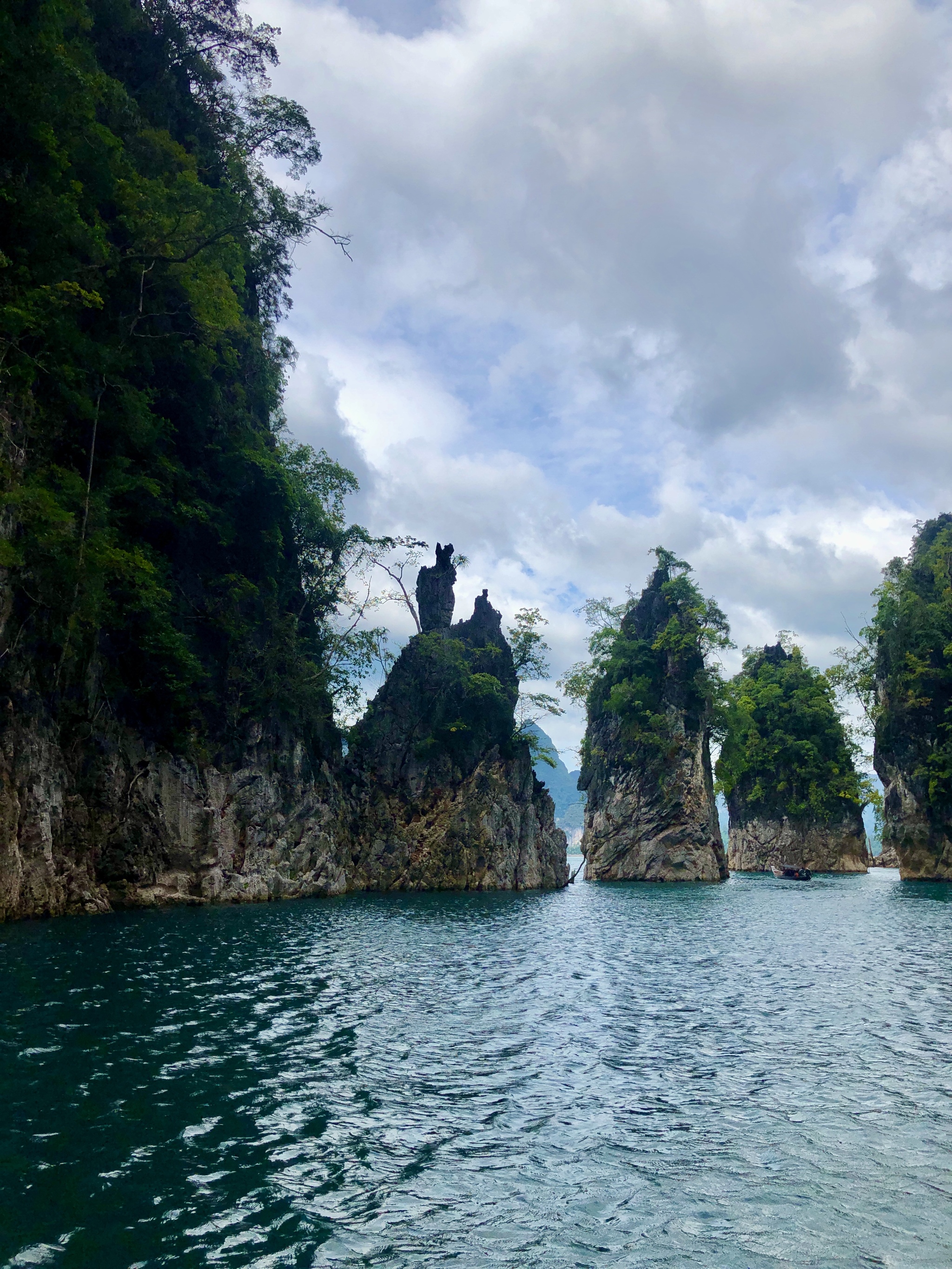 The most beautiful places in Thailand - Khao Sok - My, Thailand, National park, Travels, Beautiful view, The rocks, Exotic, Tropics, Lake, Longpost