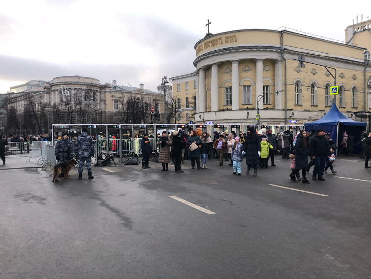 The other side of the holiday - My, Moscow, New Year, Longpost