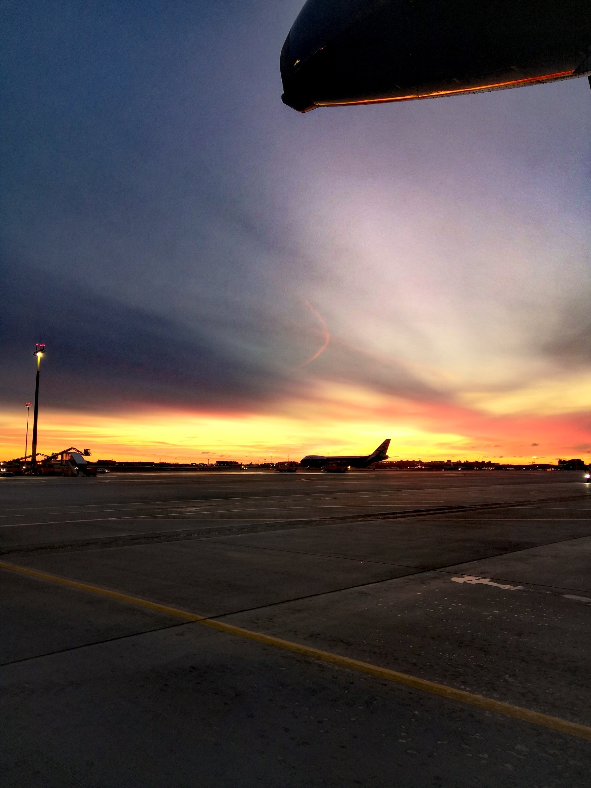 Airport (photos) - My, The airport, Airplane, Platform, Aviation, Mobile photography, The photo, Airbus A320, Boeing 777, Longpost