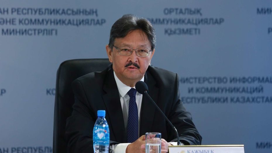 Erden Kazhybek – the terrible face of “Latinization” - Kazakhstan, Latin, Alphabet