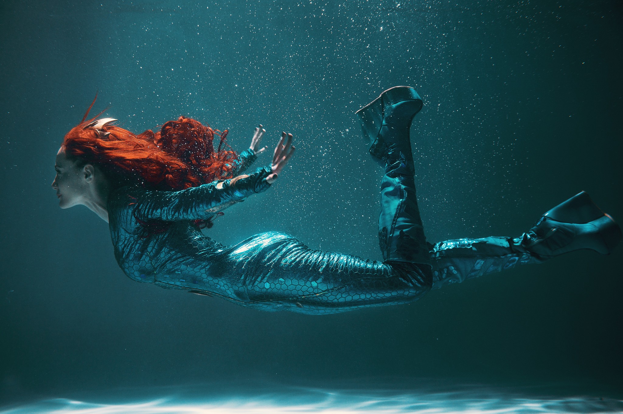 Princess Mera (Aquaman). Costume designer and cosplayer @Erikasolovey. Ph @arezun. Filming was carried out underwater - Cosplay, Measure, Aquaman, Dc comics, Russian cosplay, Movies, Under the water, Longpost