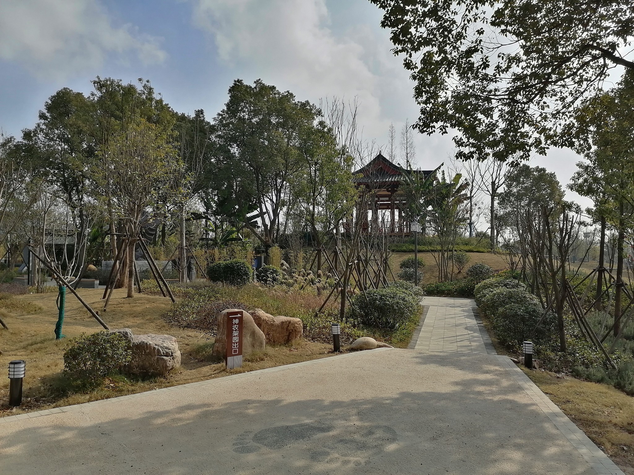 One of the parks in Jingzhou (PRC) - My, China, beauty, Longpost