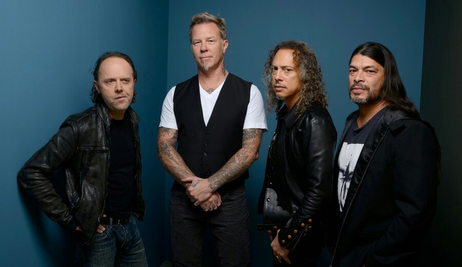 Metallica donate over half a million dollars to fight fires in Australia - Metallica, Australia, Charity, Video