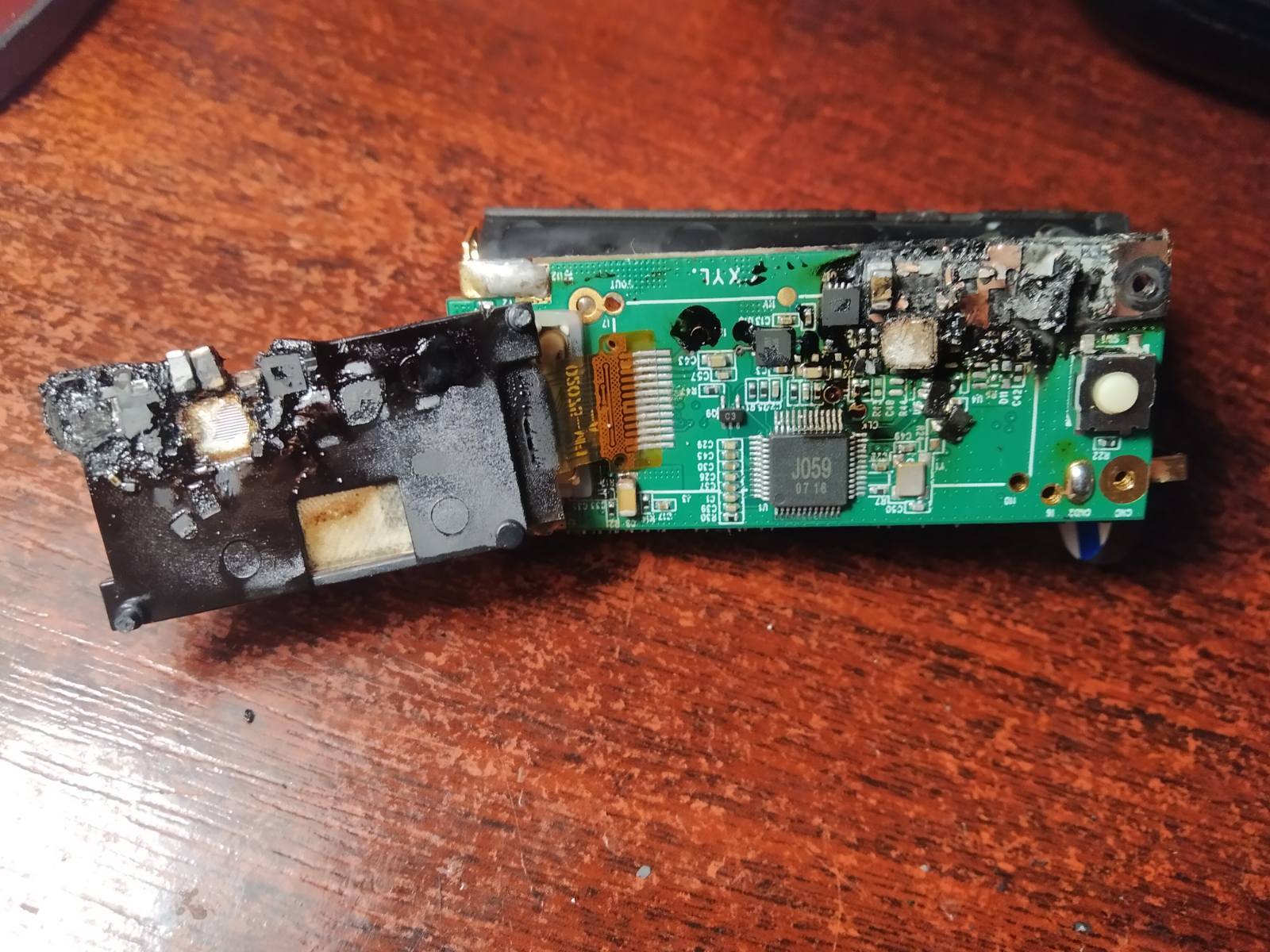 Opening the burnt vape showed that... - My, Vape, Vape Repair, Longpost