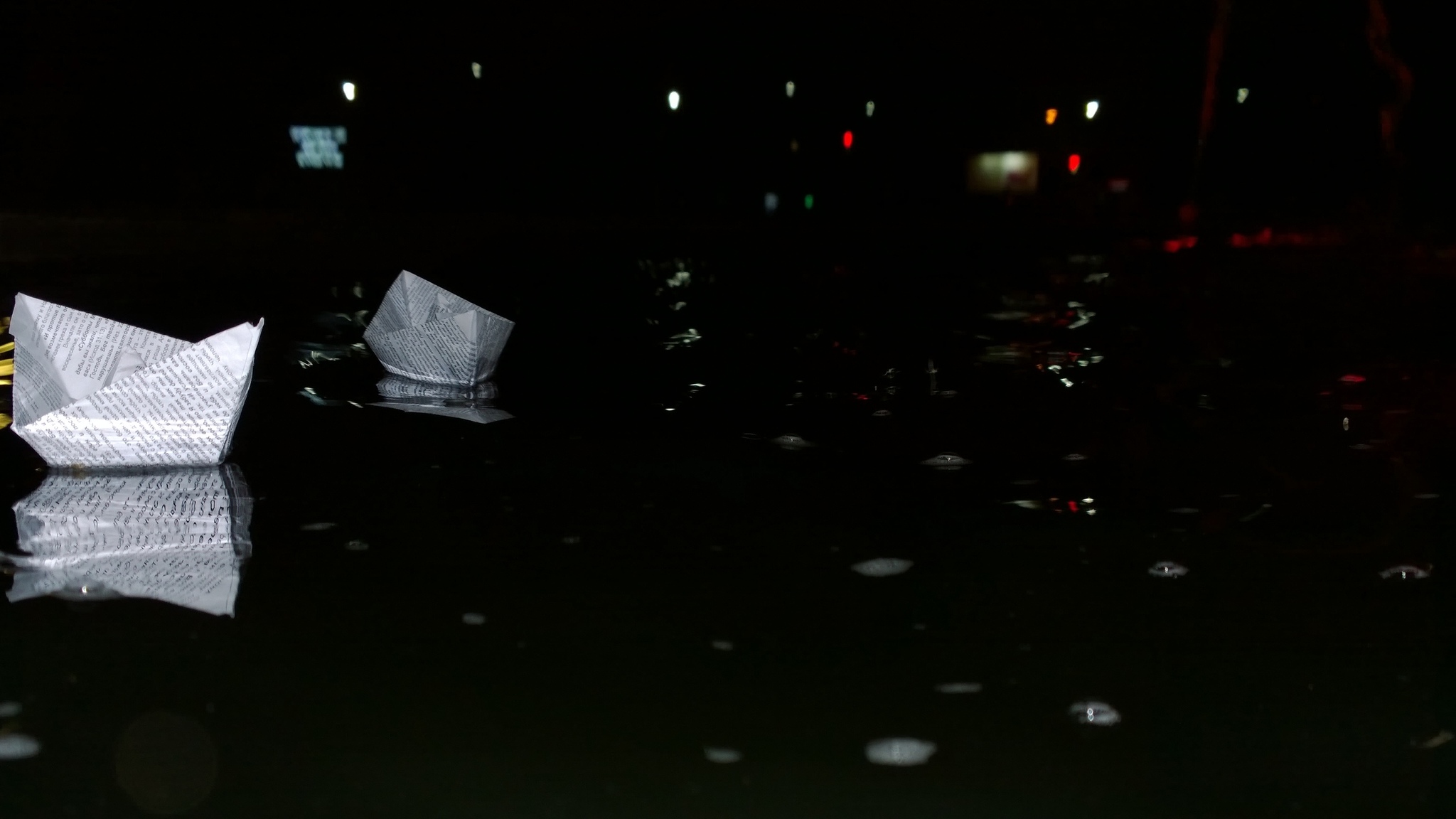 Ships in the fountain - My, Lumia 1020, Nokia Lumia, Mobile photography, Paper, Ship