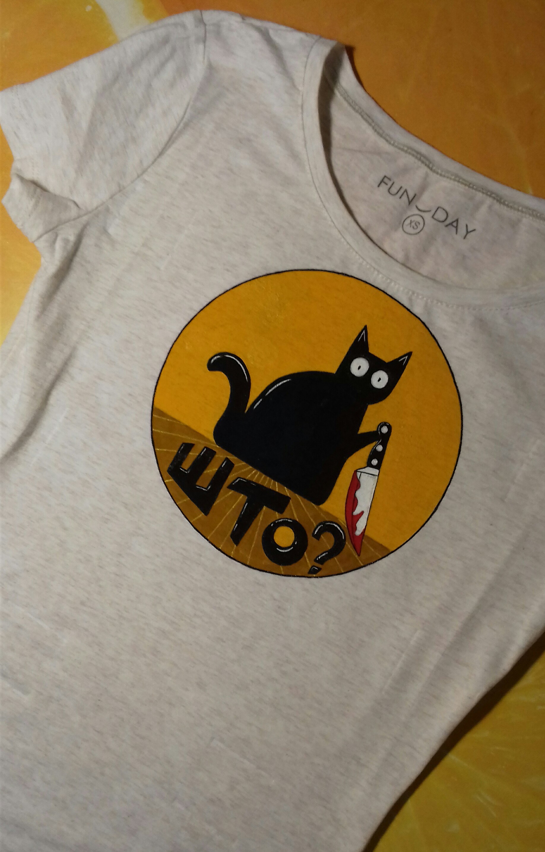 What about the cat? But the cat is okay! - My, Painting on fabric, Acrylic, T-shirt, cat, Knife, Needlework with process, Longpost