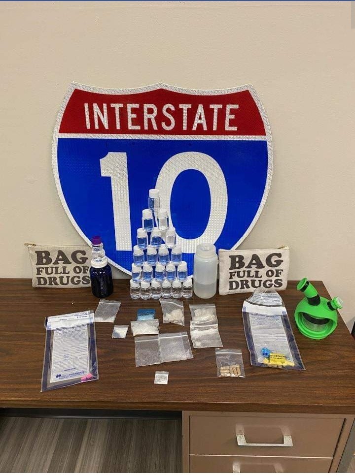 The drugs were in a bag labeled Bag of Drugs - USA, Police, Reverse Psychology, Drugs, Longpost, news