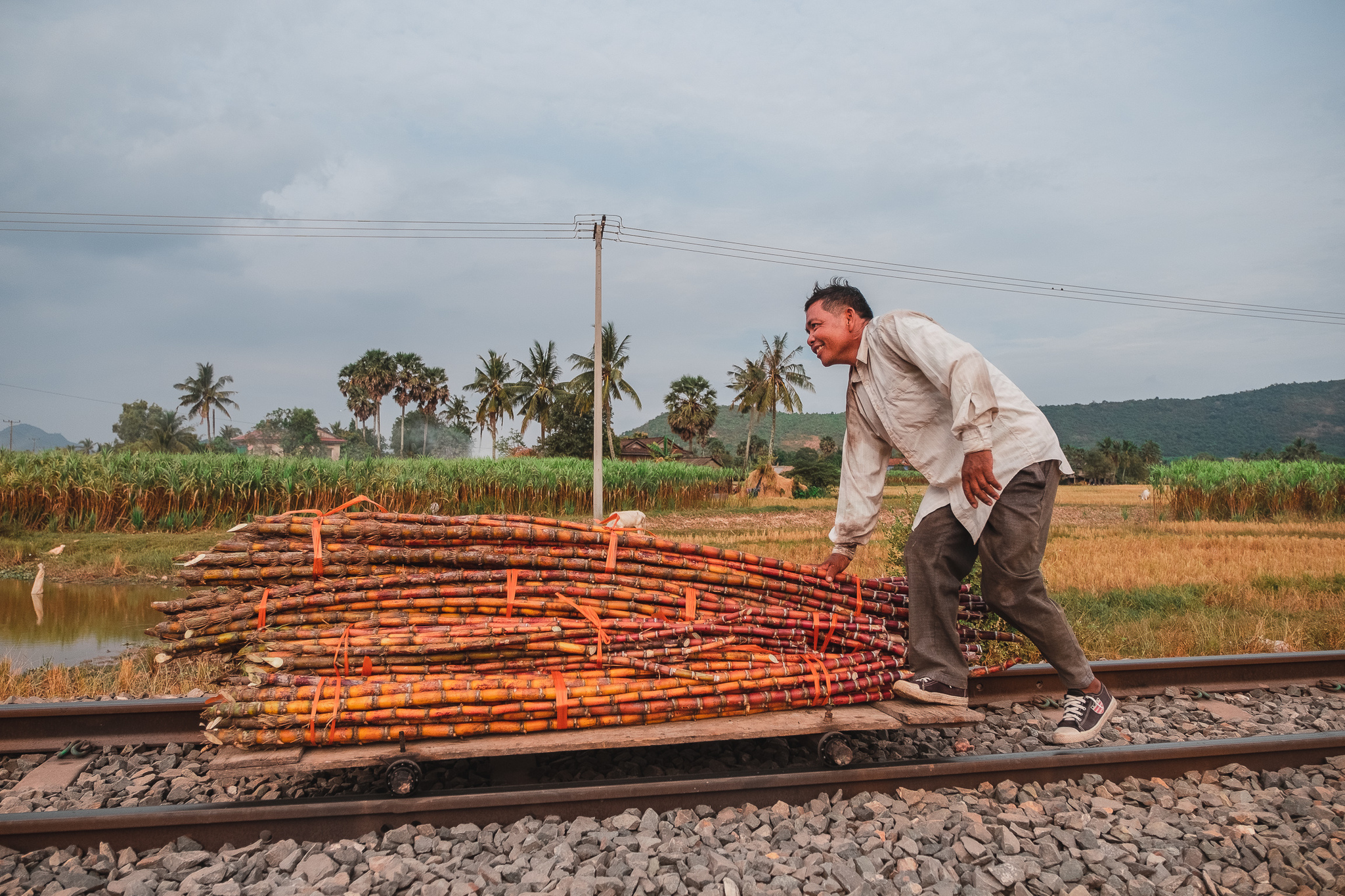 Cambodia - a village the size of a country - My, The photo, Travels, Children, Village, Portrait, Poverty, Monks, Longpost