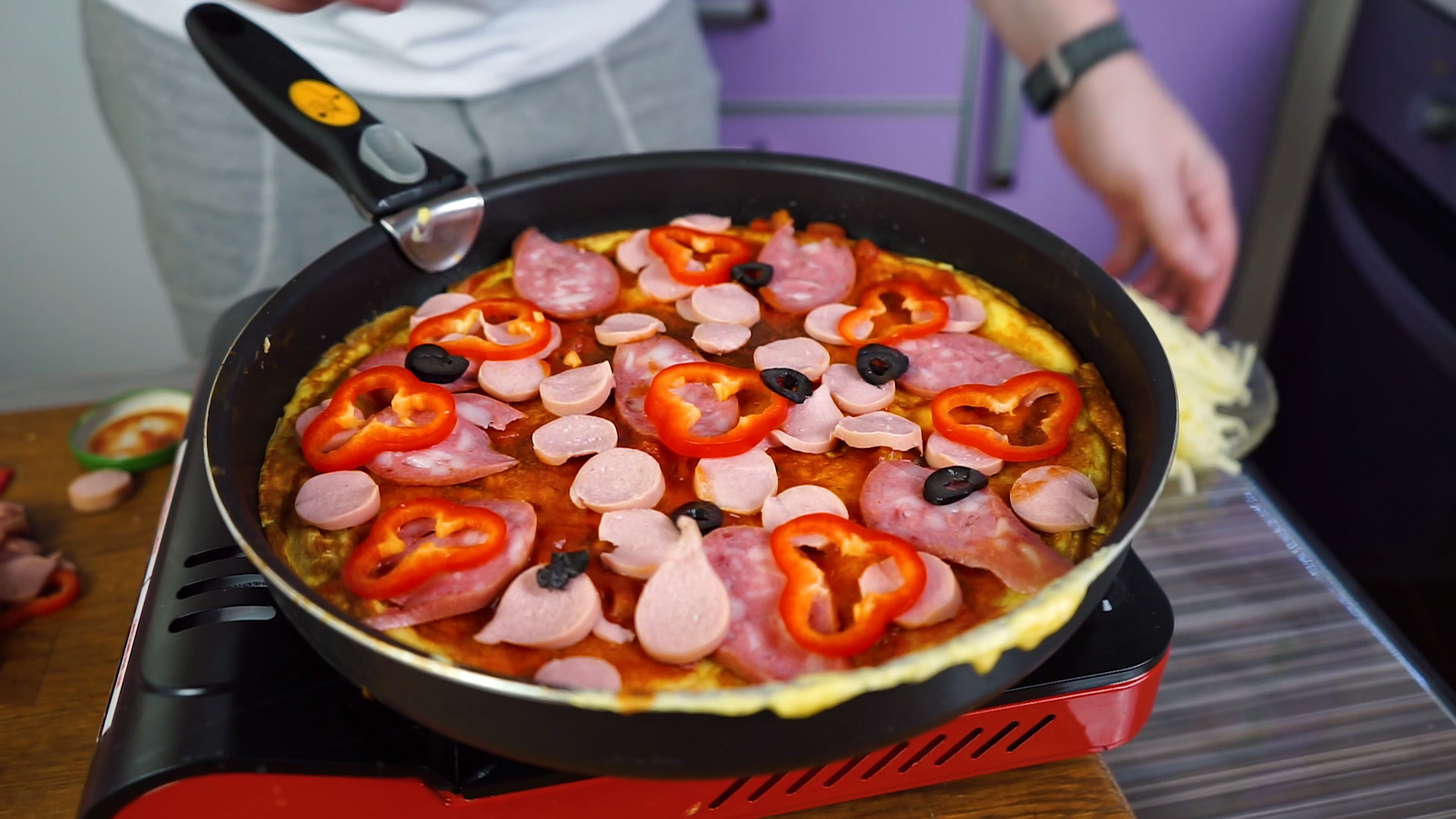 пицца на сковороде рецепт пошагово приготовления с фото простые и вкусные фото 118