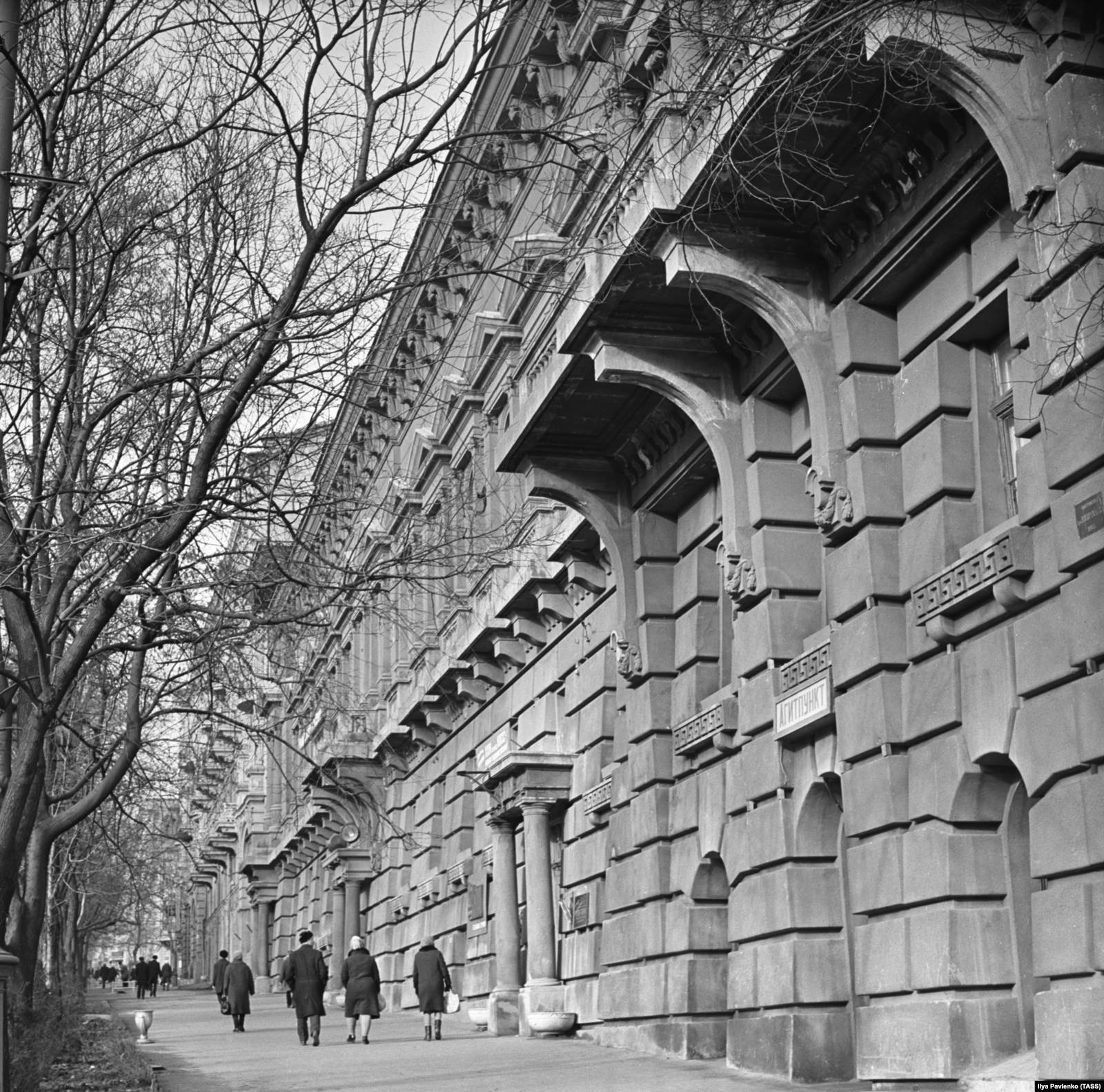 Бунты курортников и крестный ход. Эпидемия холеры в Одессе 1970 года. Ч.2 |  Пикабу