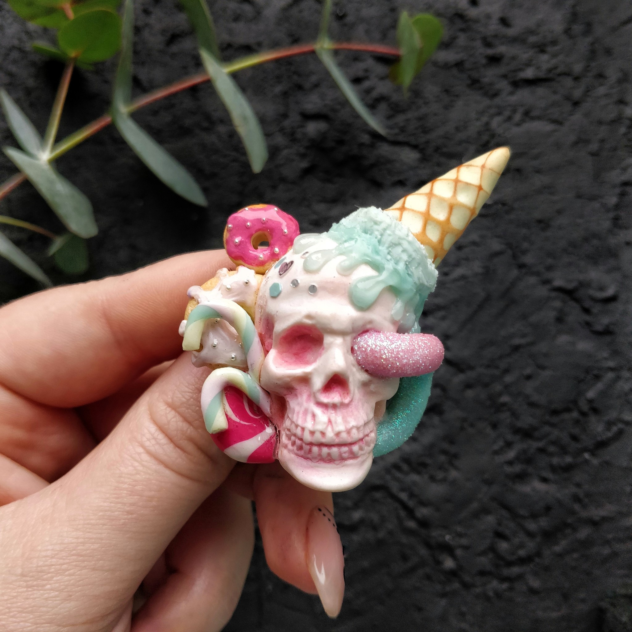 Брошь Sweet skull - Моё, Брошь, Ручная работа, Полимерная глина, Череп, Сладости, Длиннопост, Рукоделие без процесса