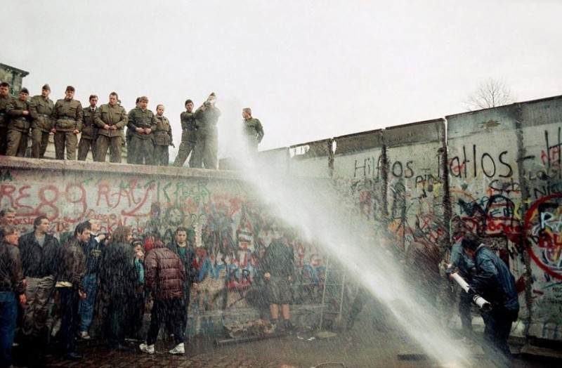 15 Rare shots from the history of the Berlin Wall - Berlin Wall, Story, People, GDR, FRG, Conflict, Interesting, Longpost, A selection