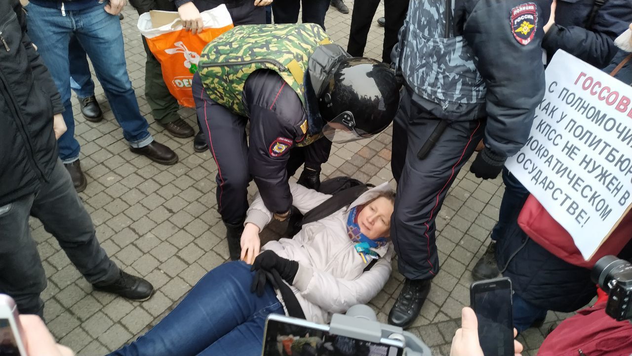 The video shot by picketers in a paddy wagon gives me chills - Politics, Saint Petersburg, Picketers, Video, Longpost