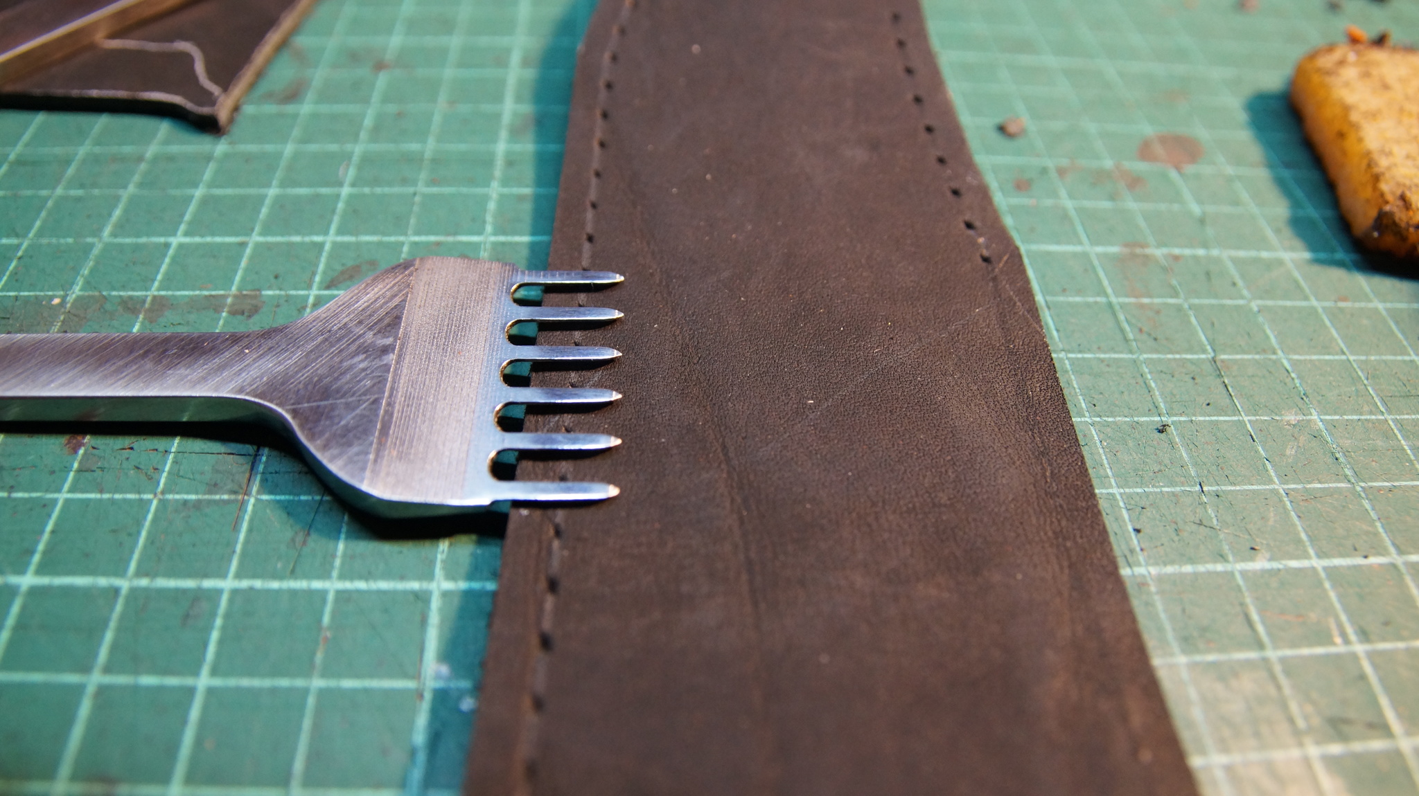 Sheaths or pimples? ACNE! Part one - My, Sheath, Leather, Knife, Saddle seam, Piercer, Needlework with process, Longpost