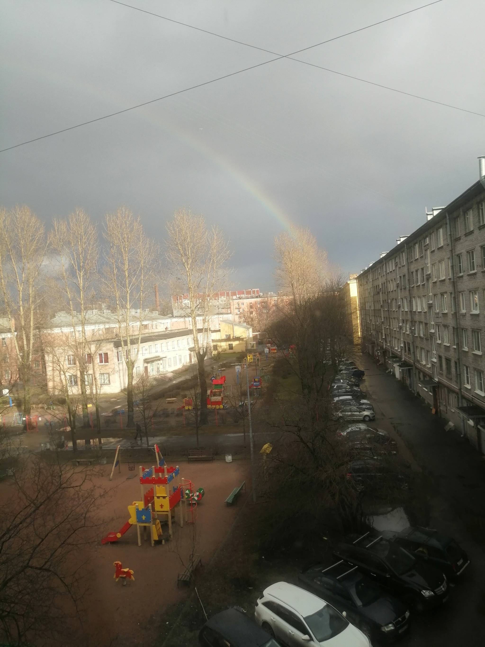 Nothing unusual. Just St. Petersburg. Sun and rainbows February 17 - My, Saint Petersburg, Rainbow, The sun, Winter, Snow, The photo