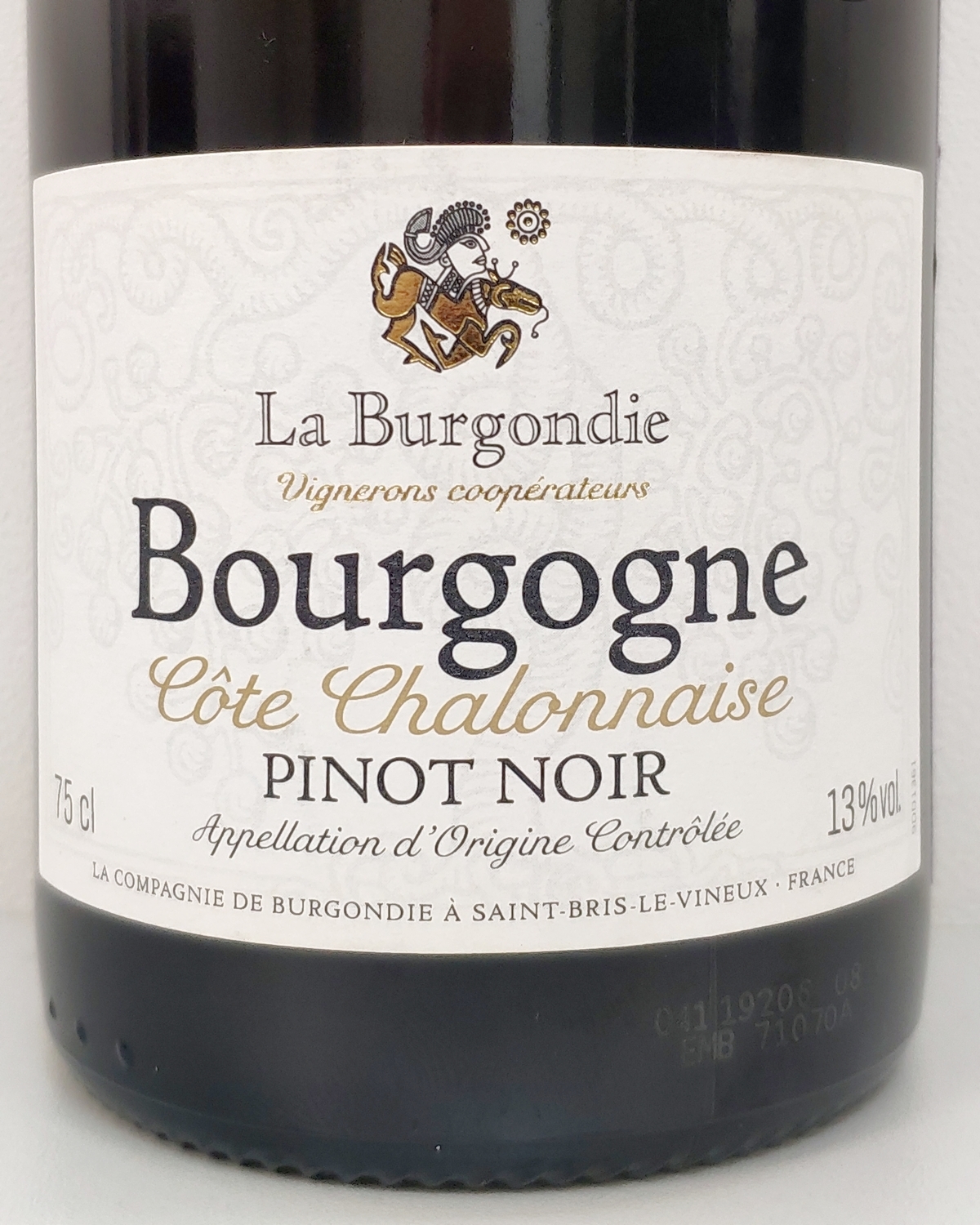 Бургонь пино. Вино Bourgogne Pinot Noir Cote Chalonnaise. Bourgogne Pinot Noir Chalonnaise Cote Pino. Вино Бургонь Пино Нуар красное. Бургонь Пино Нуар 2018.