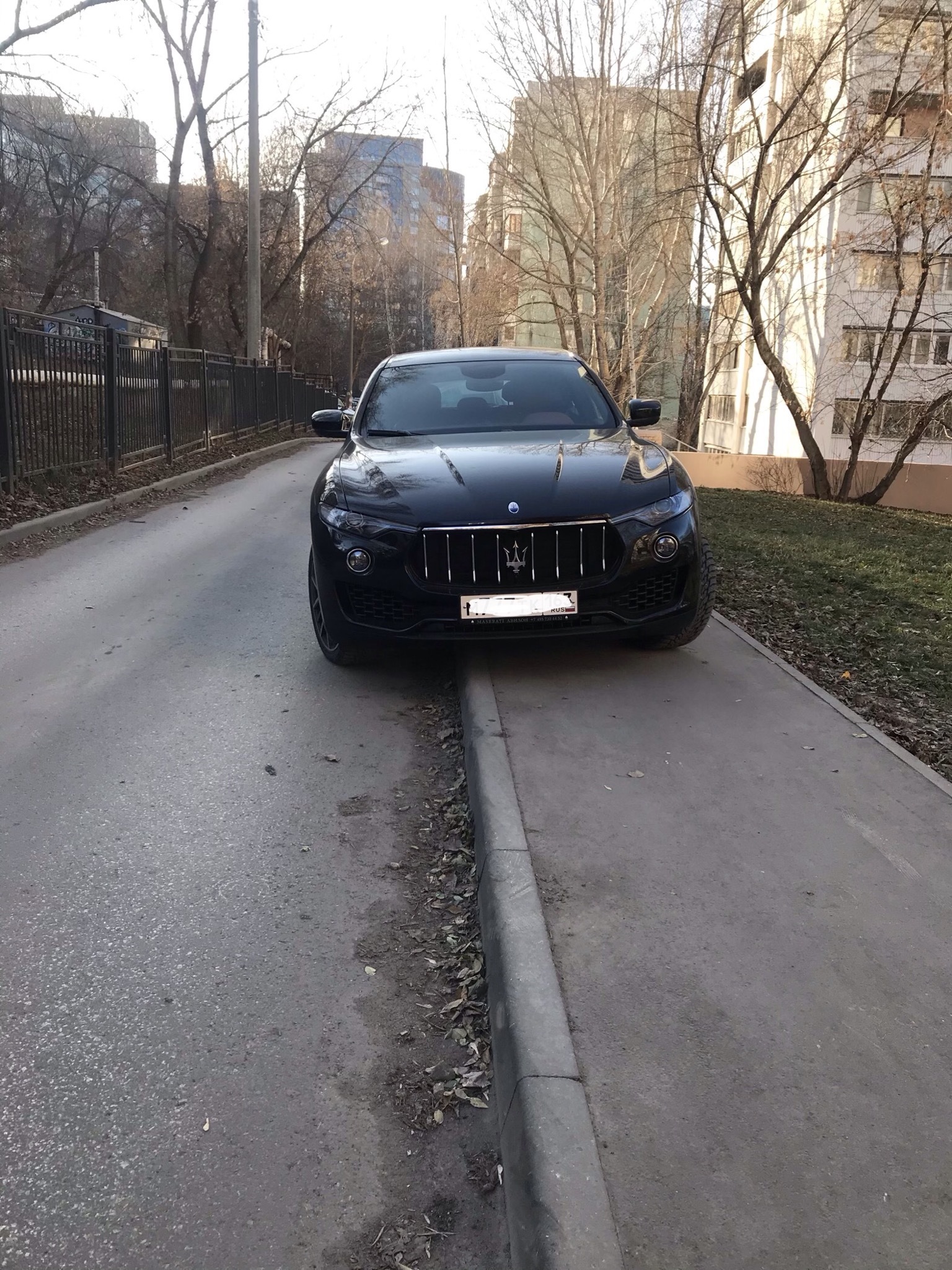 How I declared a fight against violators: or the sidewalk of discord - My, Traffic rules, Violation of traffic rules, Coap RF, Parking, Неправильная парковка, Sidewalk, School, Motorists, Longpost